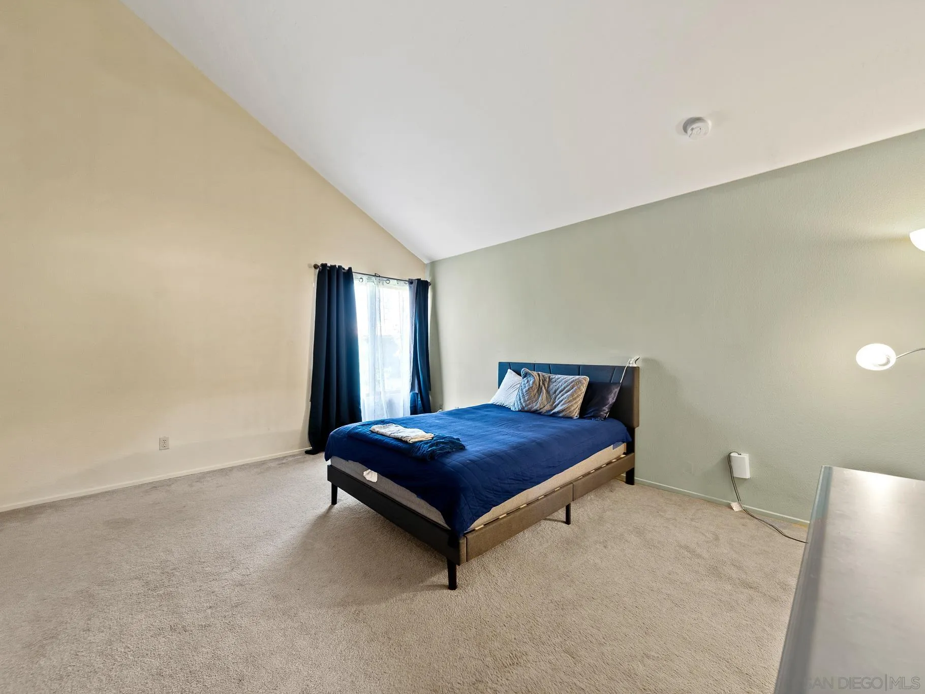Photo #17: 250033930 Listing: Photo #17