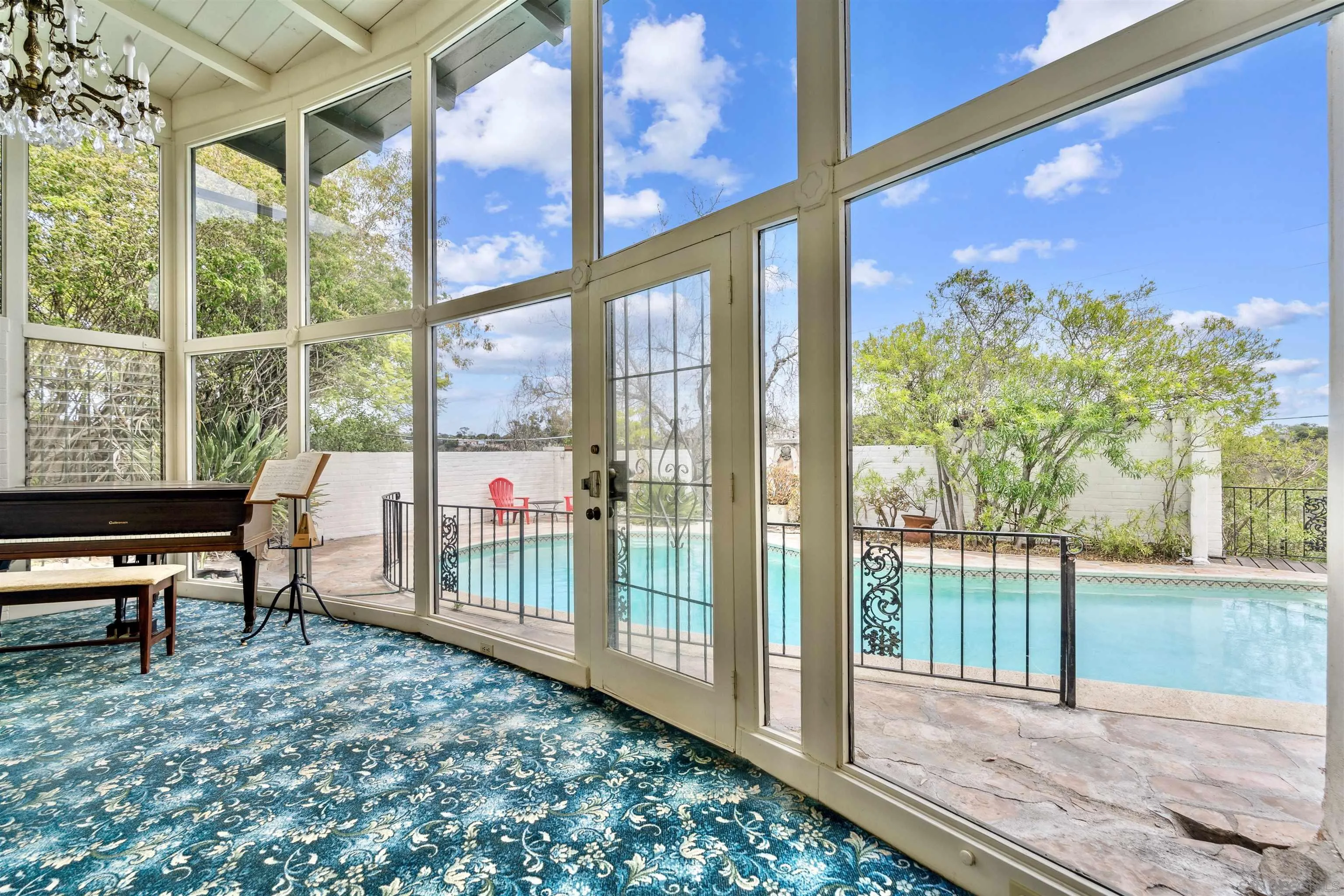 https://cdn.realtyfeed.com/cdn/127/250033937/407d0fc0597d8129d48cf48215111a14.webp
