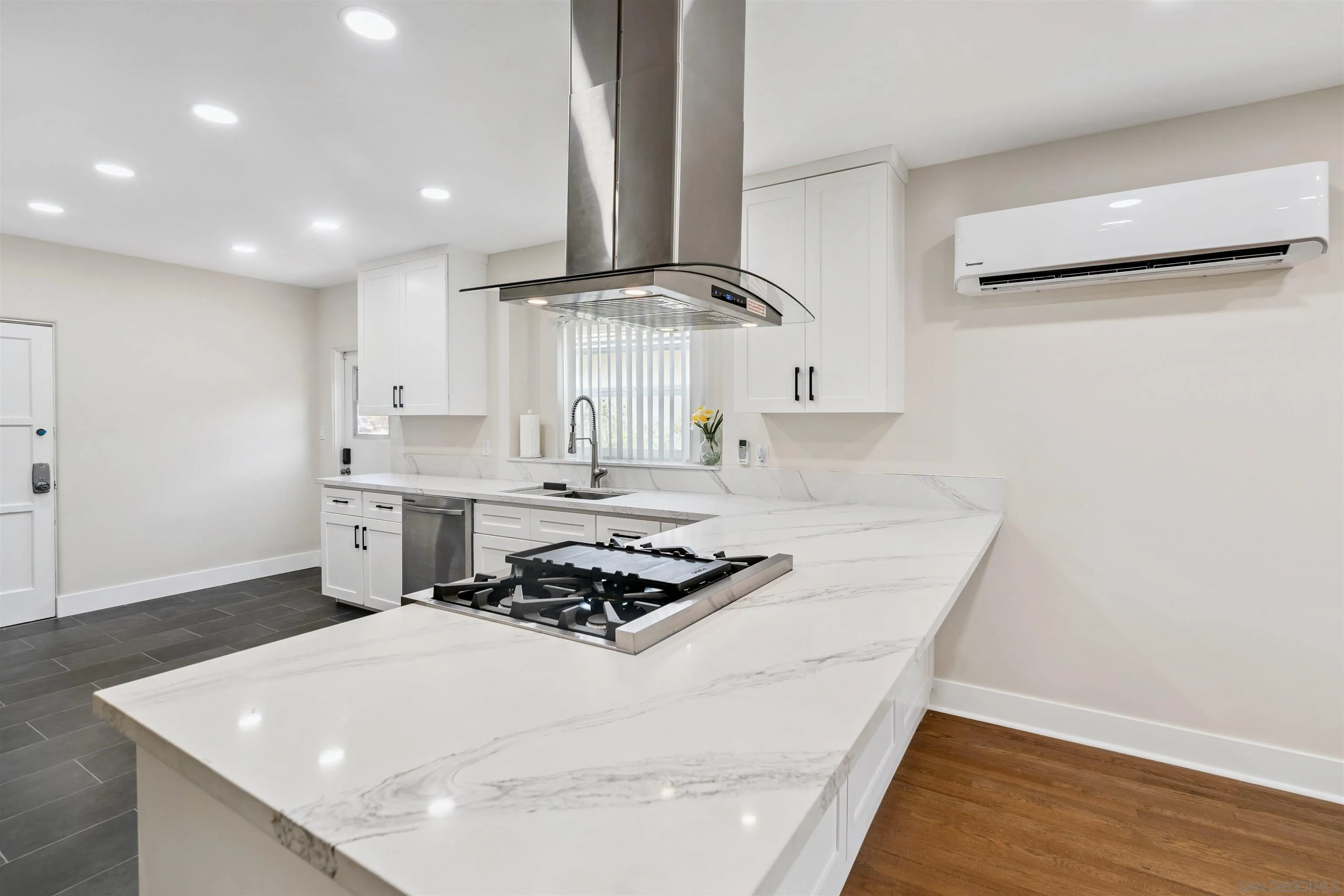 https://cdn.realtyfeed.com/cdn/127/250033937/bec8f670047667bdd8207652e84525f1.webp