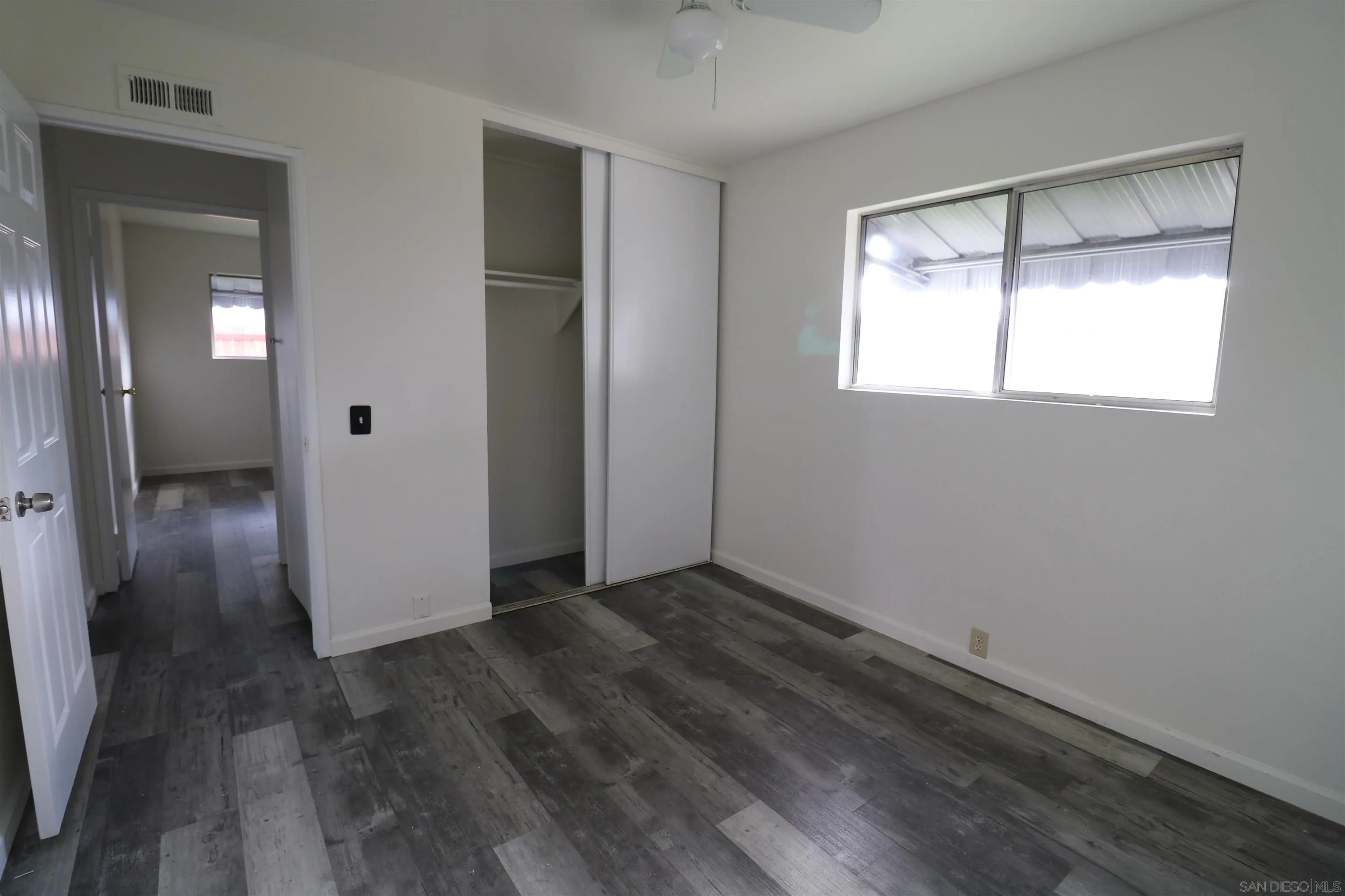 https://cdn.realtyfeed.com/cdn/127/250033942/158ff62413de8ebf9fb83f8c8969463b.webp
