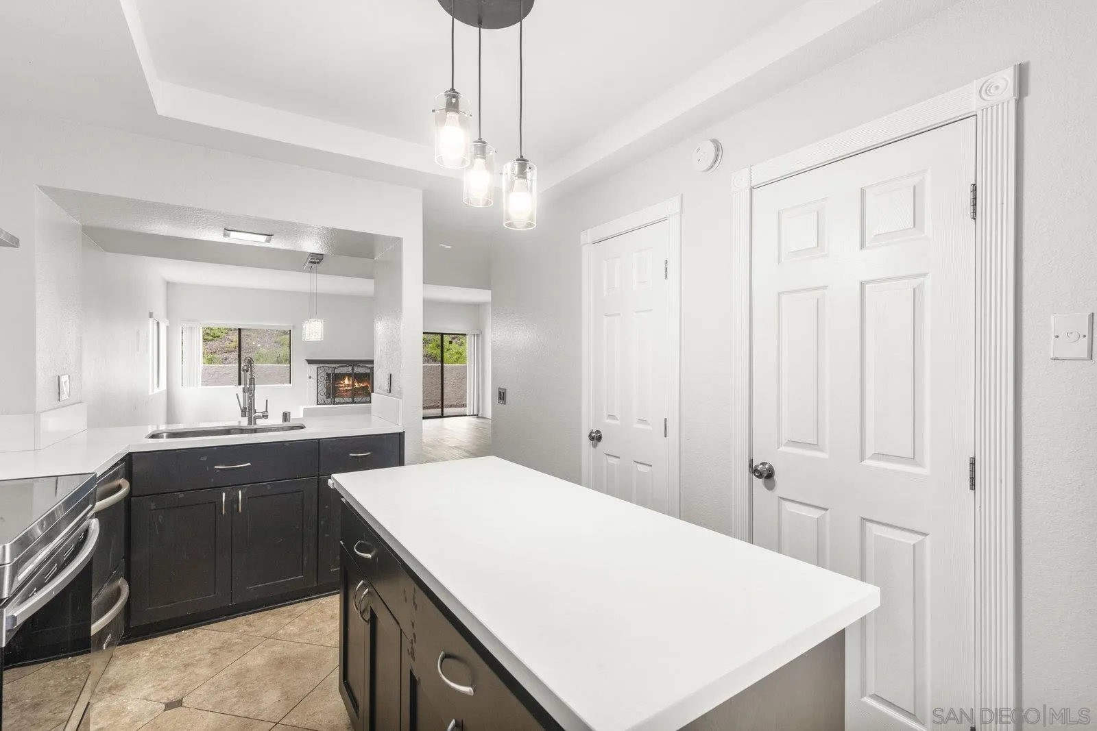 https://cdn.realtyfeed.com/cdn/127/250033944/1f45b7cc5d27103e4276e5caf2ed703c.webp