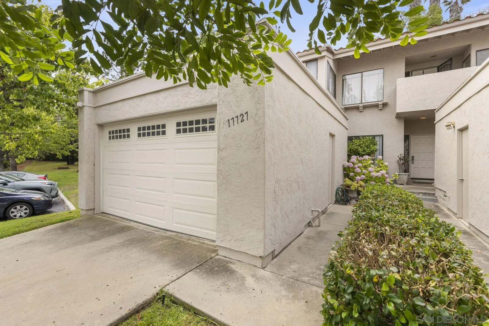 Photo #3: 250033944 Listing 
