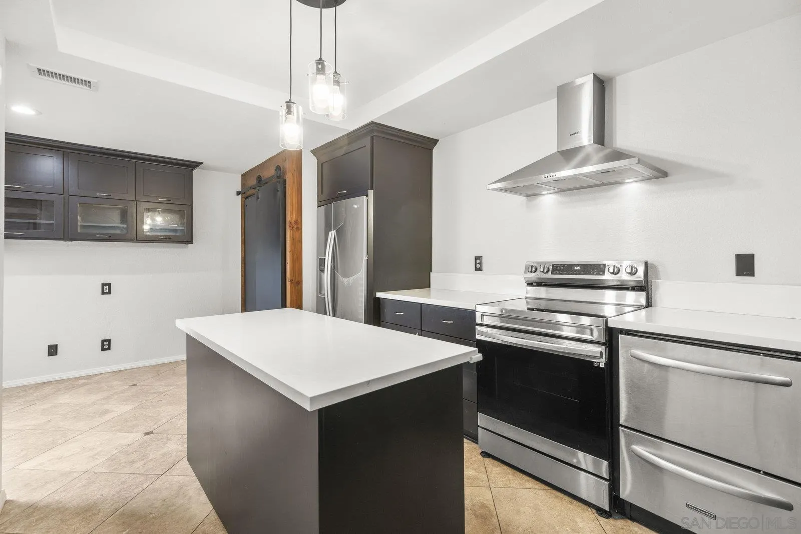 Photo #6: 250033944 Listing 