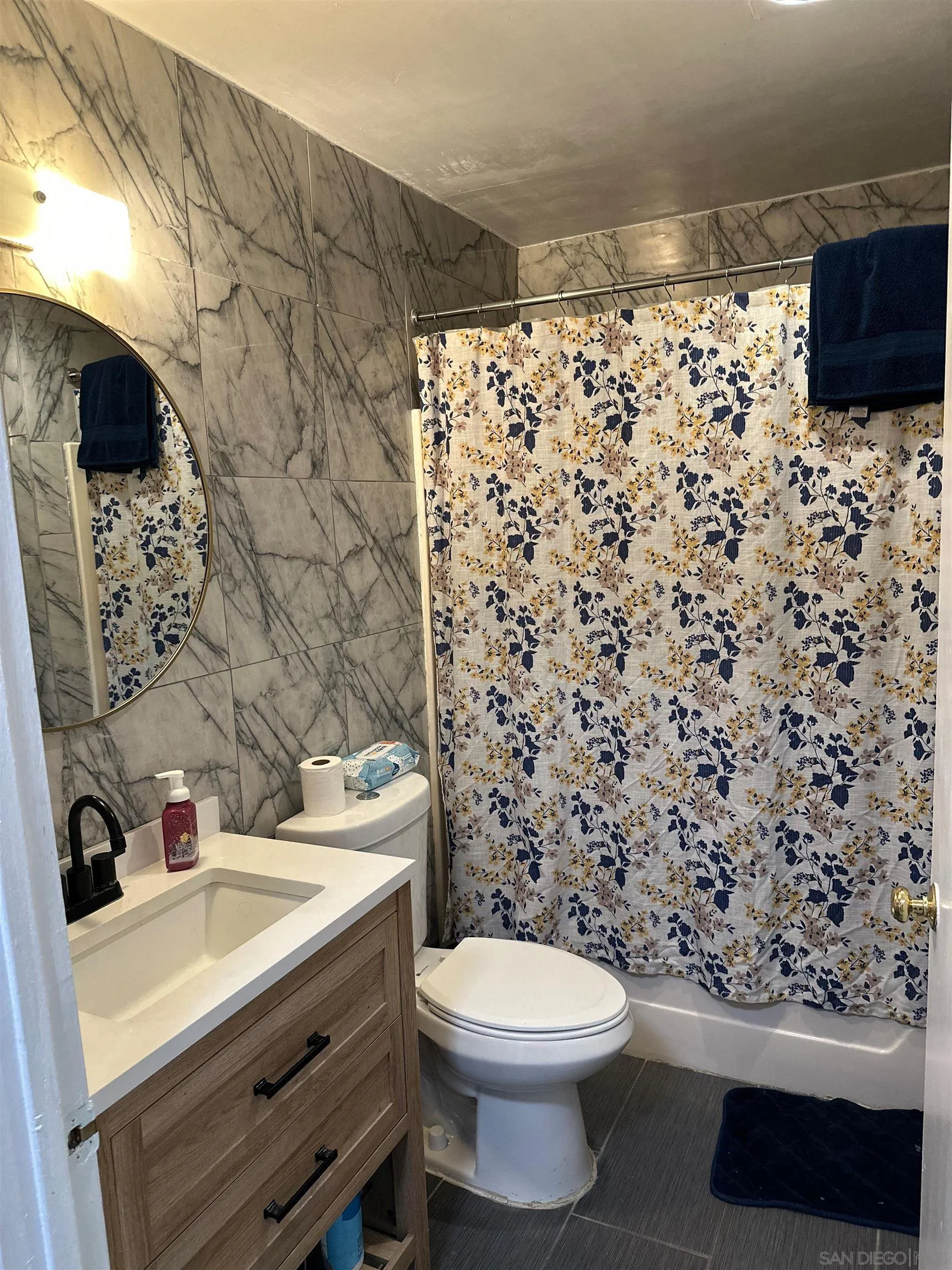 Photo #8: 250033951 Listing: Photo #8