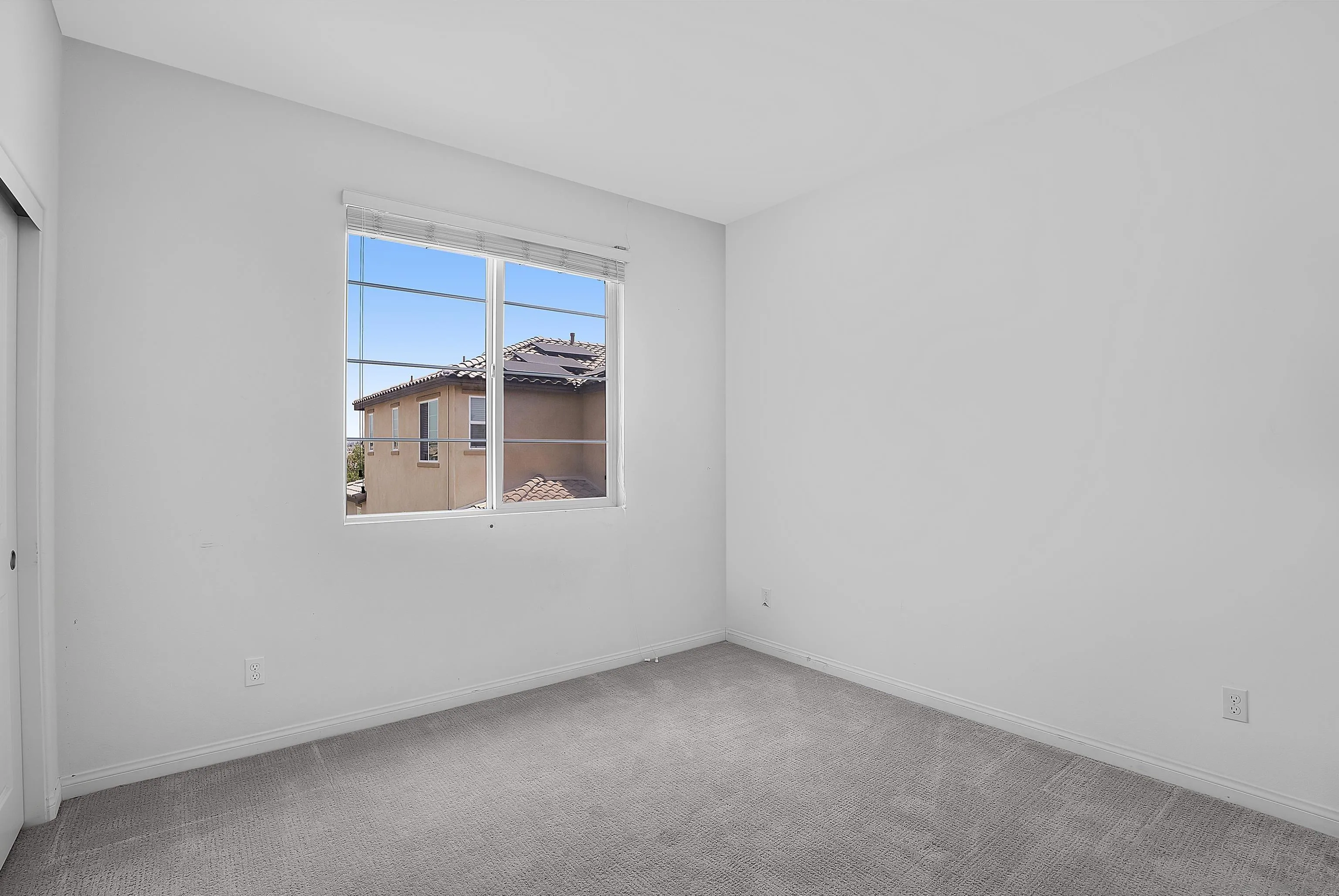 Photo #38: 250033952 Listing: Photo #38