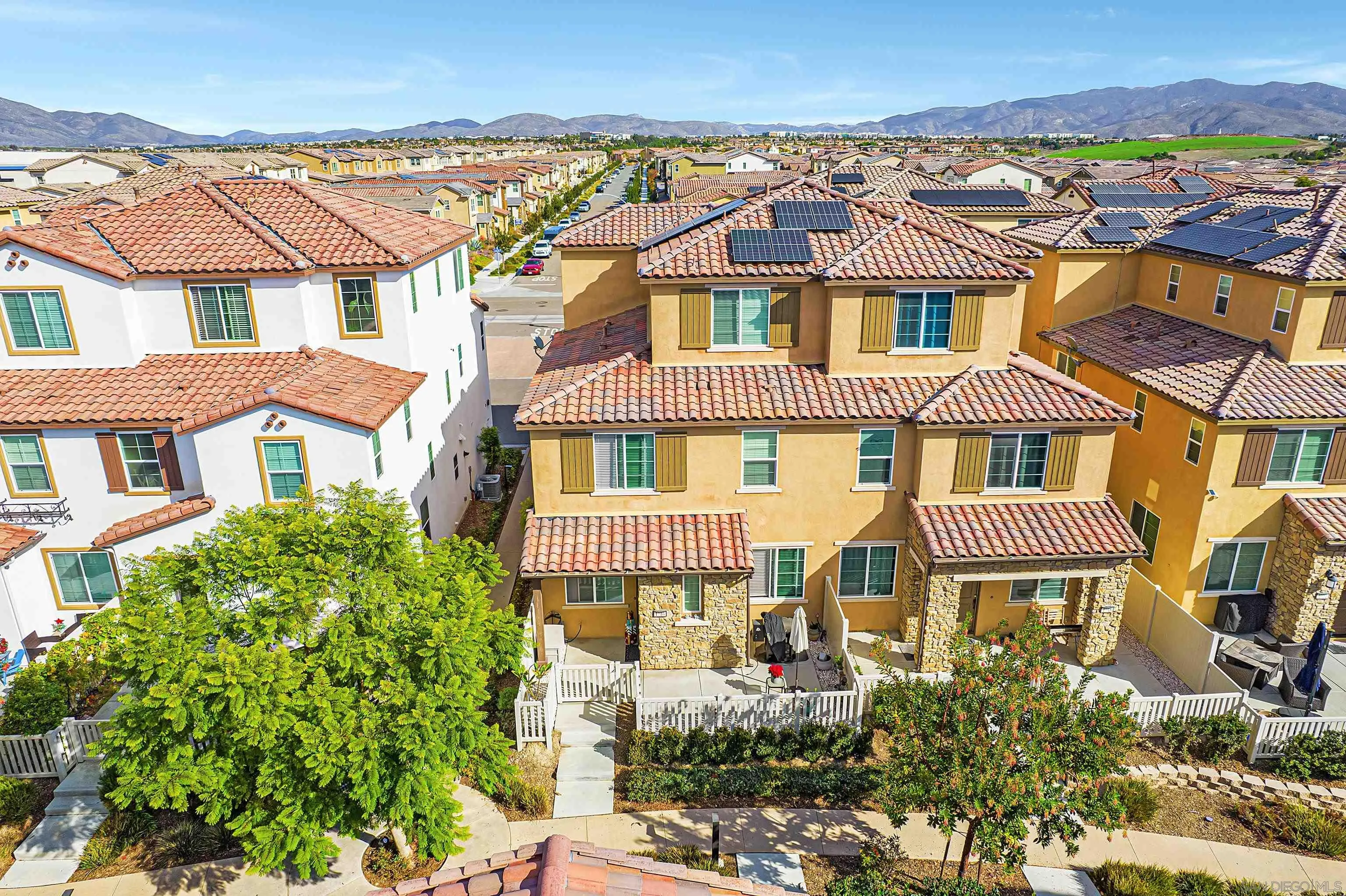 Photo #6: 250033952 Listing 