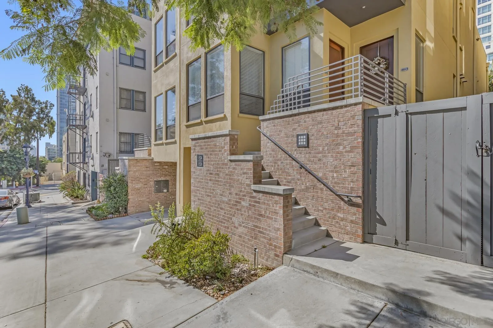 Photo #2: 250033954 Listing 