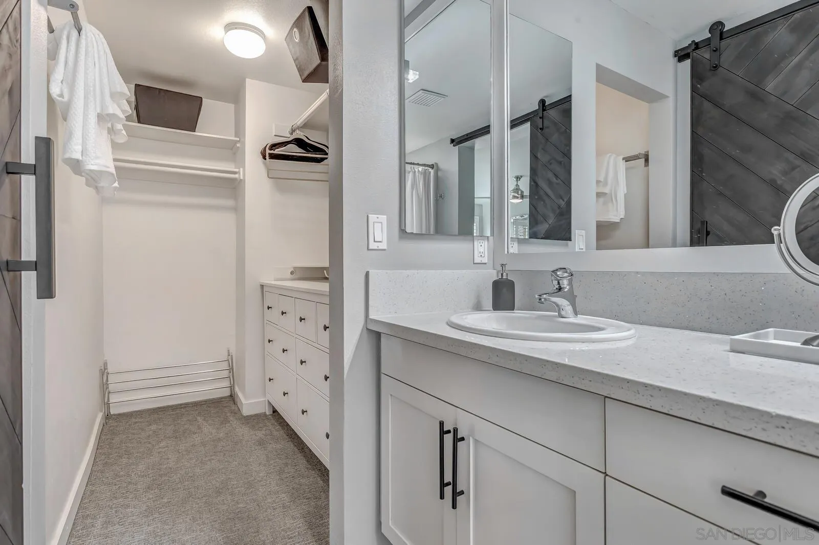 Photo #23: 250033954 Listing: Photo #23
