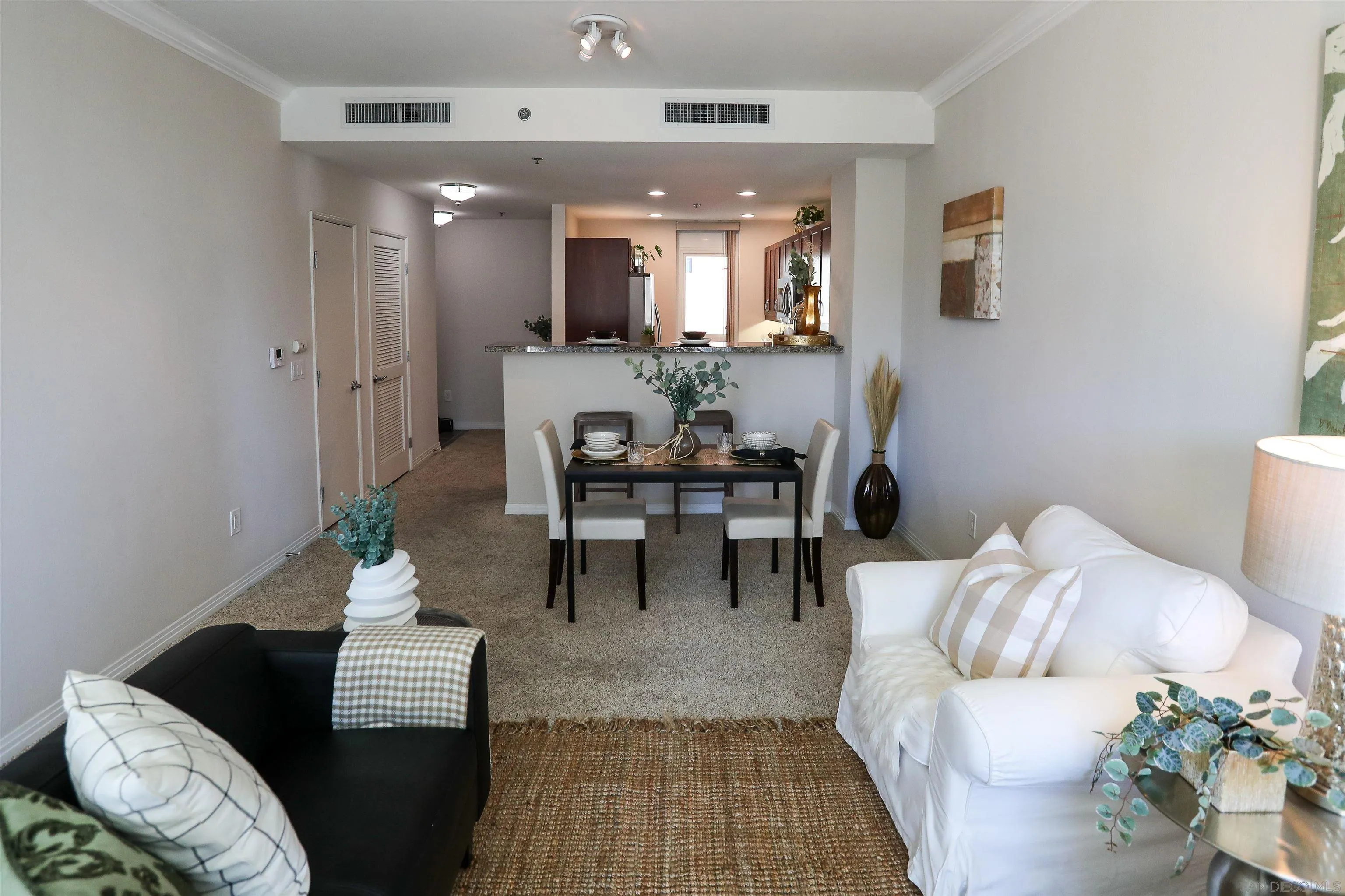 Photo #13: 250033956 Listing: Photo #13