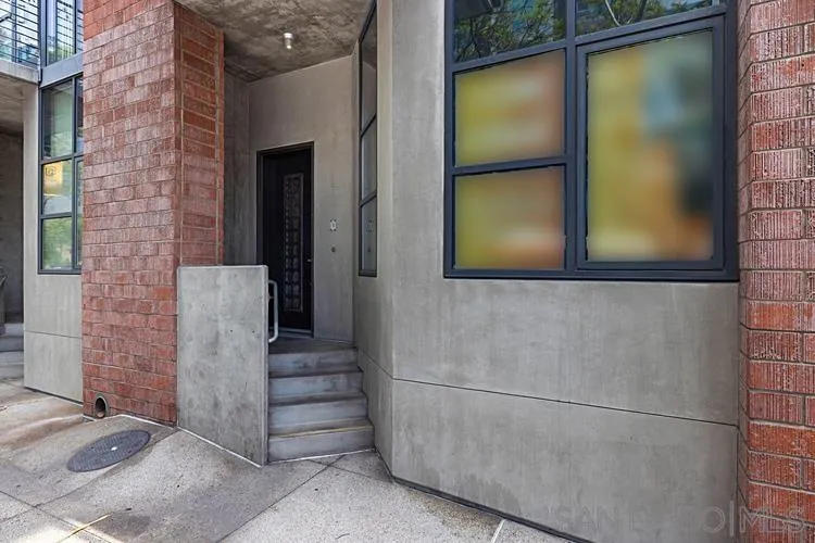 Photo #22: 250033959 Listing: Photo #22