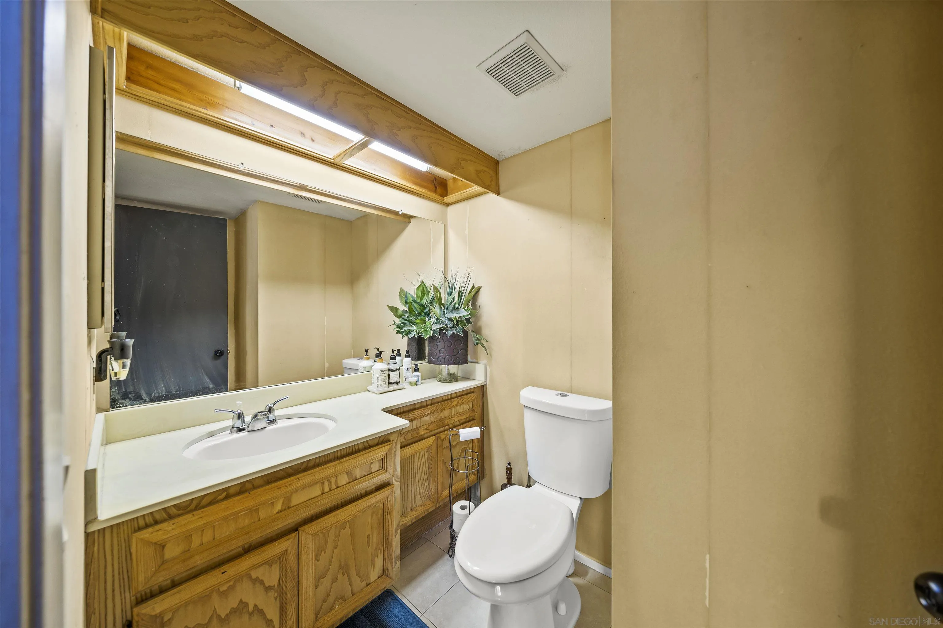 Photo #13: 250033966 Listing: Photo #13