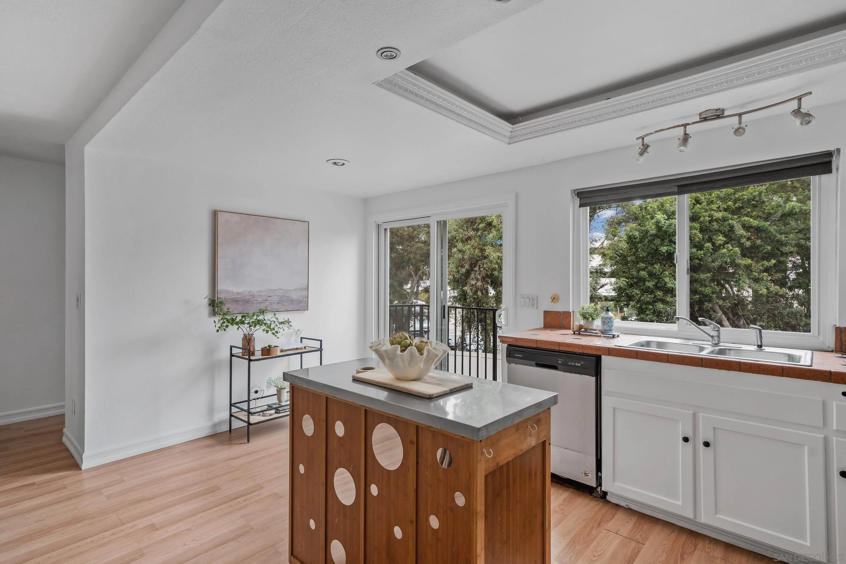 Photo #11: 250033978 Listing: Photo #11