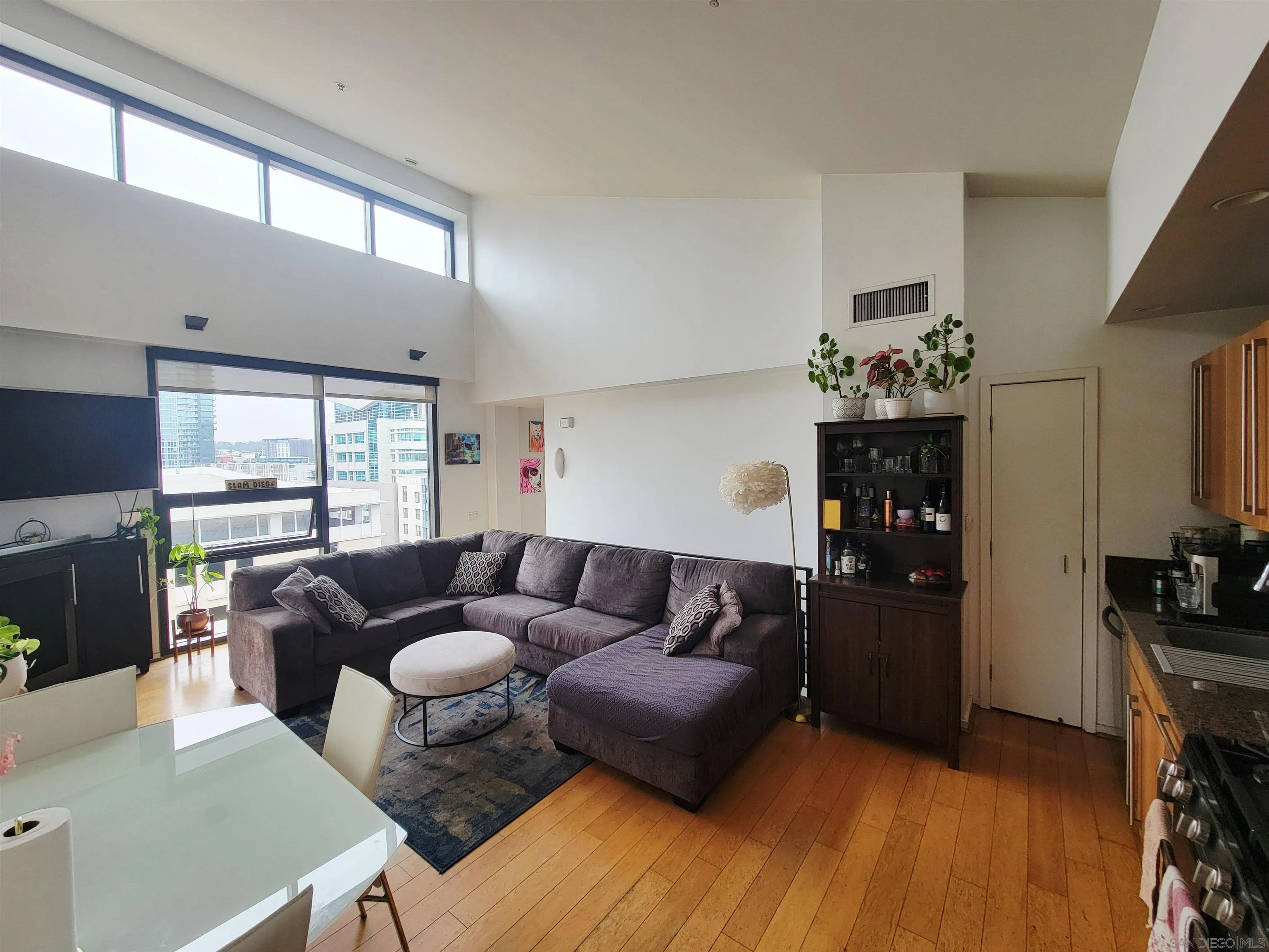 Photo #7: 250033979 Listing: Photo #7