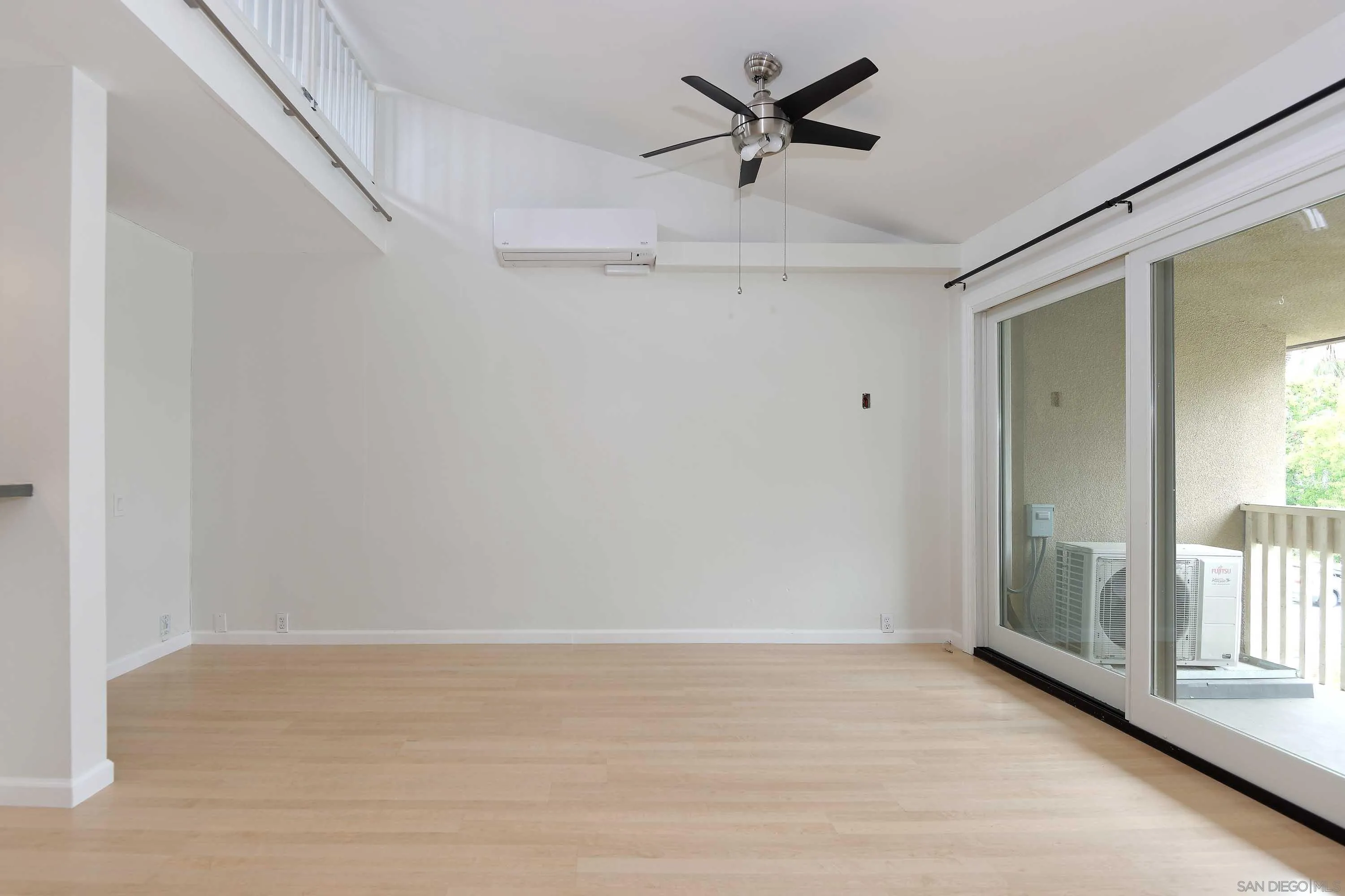 Photo #6: 250033980 Listing 
