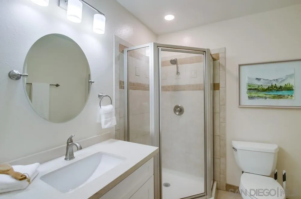 Photo #32: 250033997 Listing: Photo #32