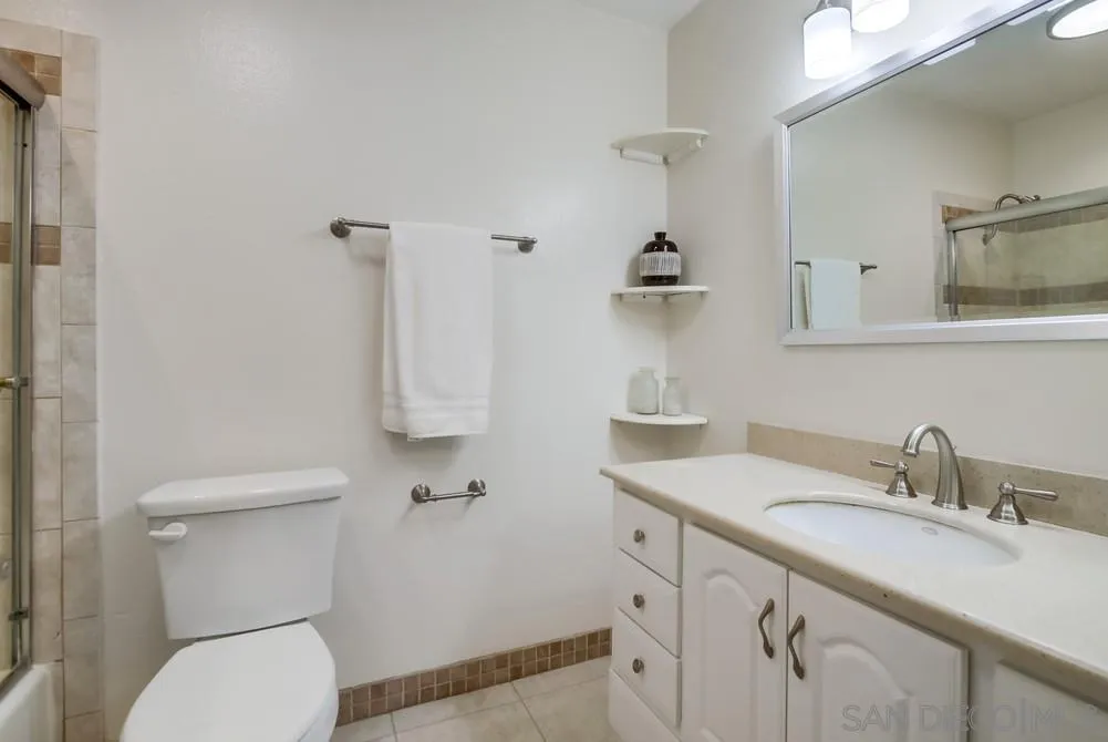 Photo #27: 250033997 Listing: Photo #27