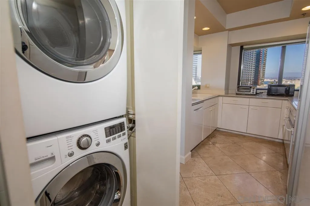 Photo #7: 250034001 Listing: Photo #7