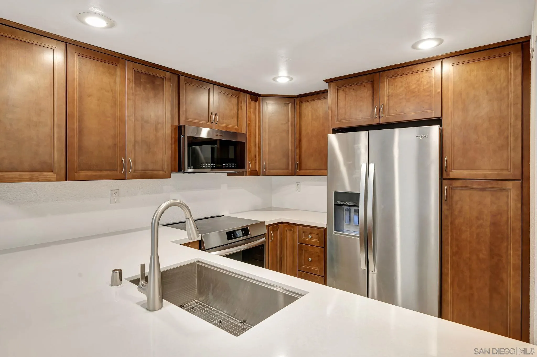 Photo #4: 250034012 Listing 