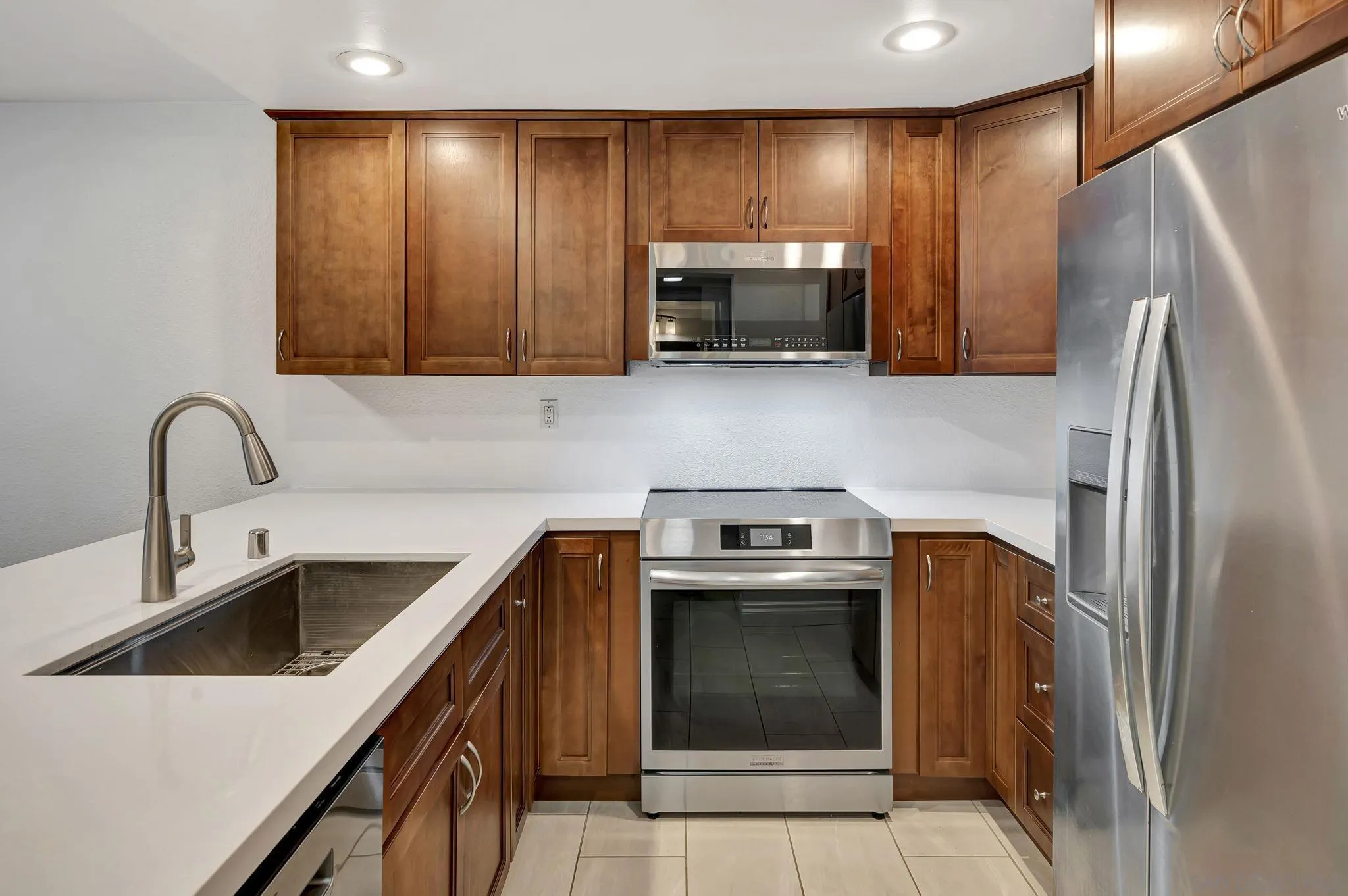 Photo #5: 250034012 Listing 