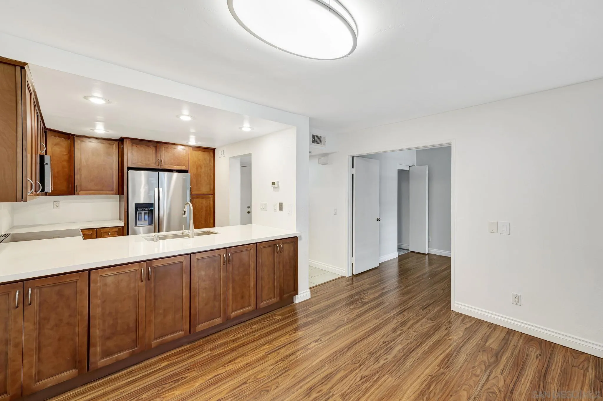 Photo #7: 250034012 Listing: Photo #7