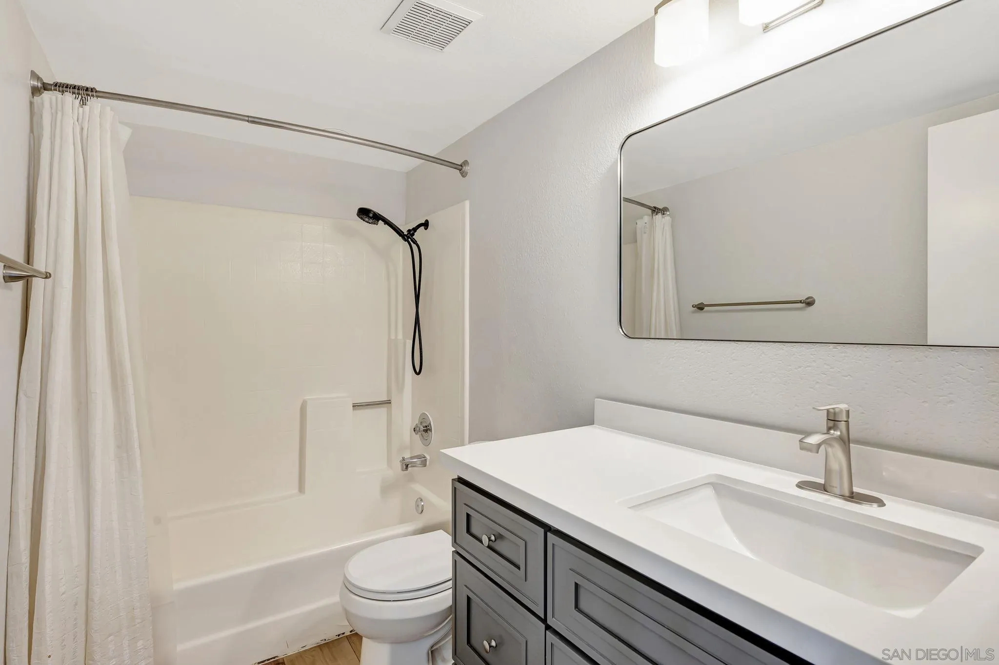 Photo #19: 250034012 Listing: Photo #19