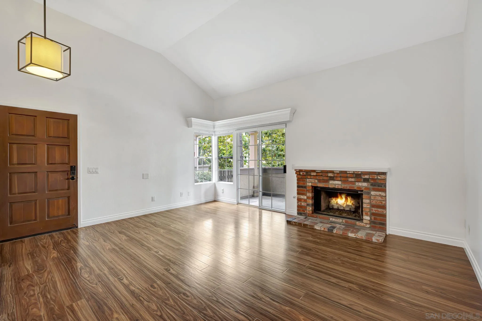 Photo #9: 250034012 Listing: Photo #9