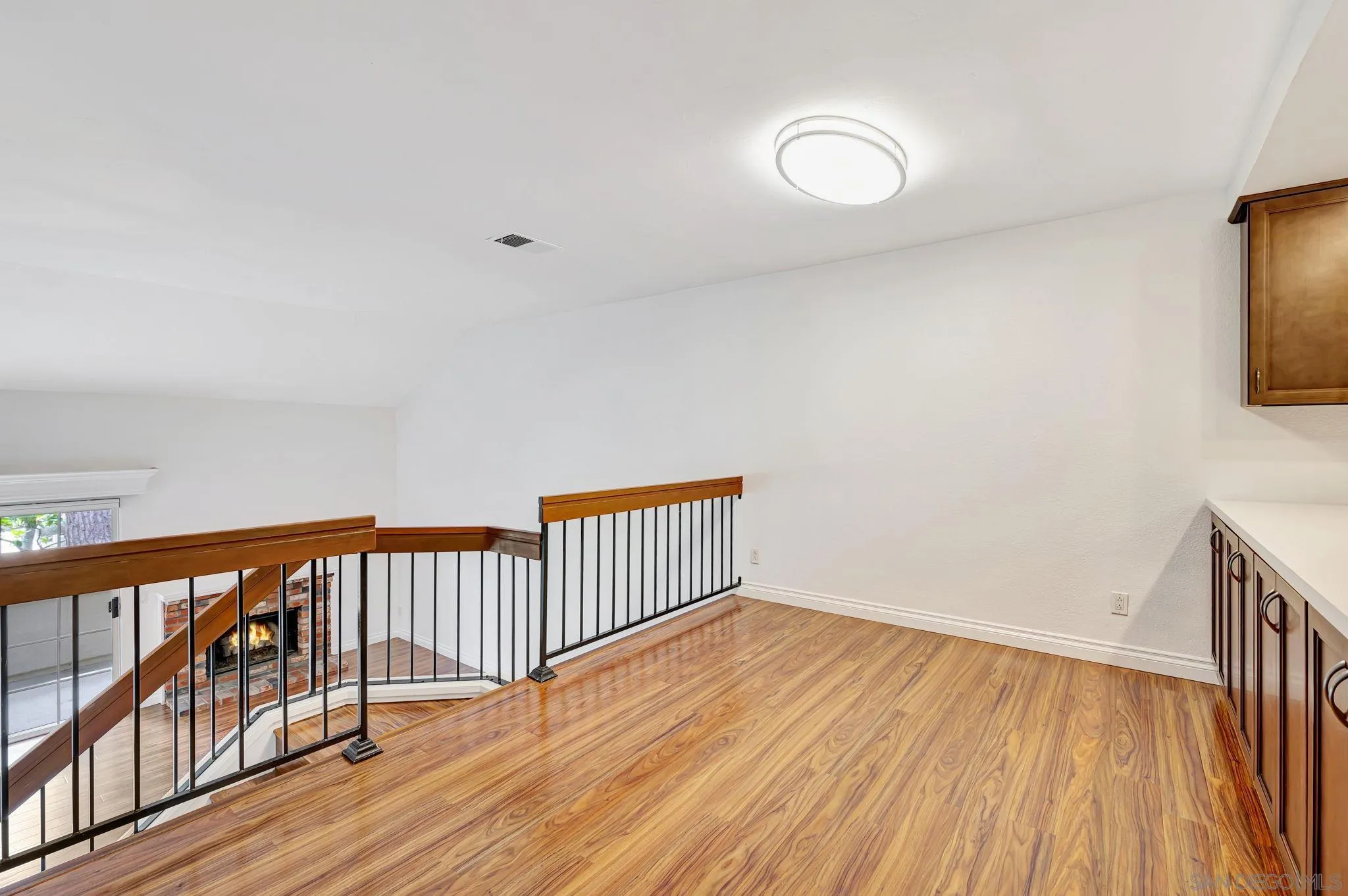 Photo #12: 250034012 Listing: Photo #12