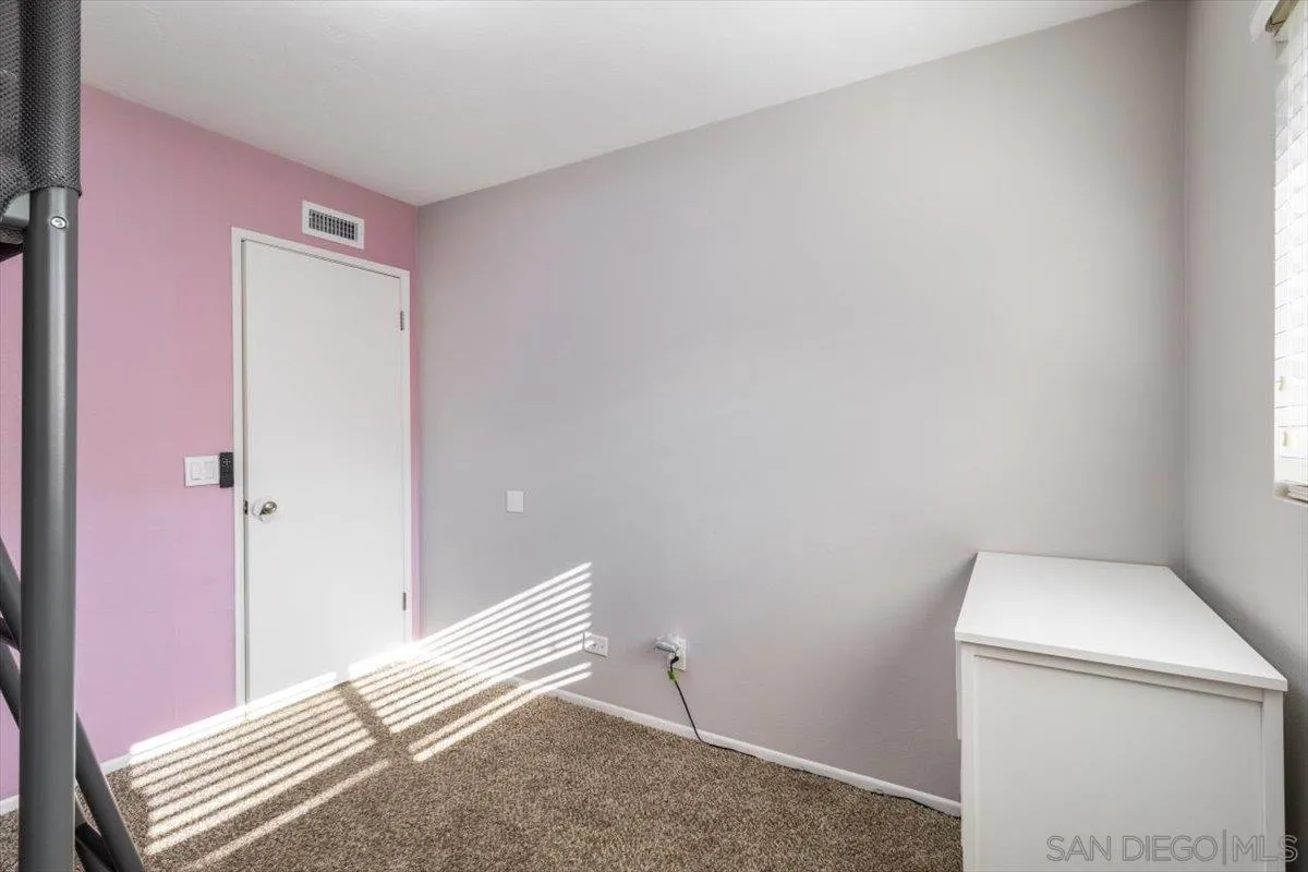 Photo #29: 250034022 Listing: Photo #29