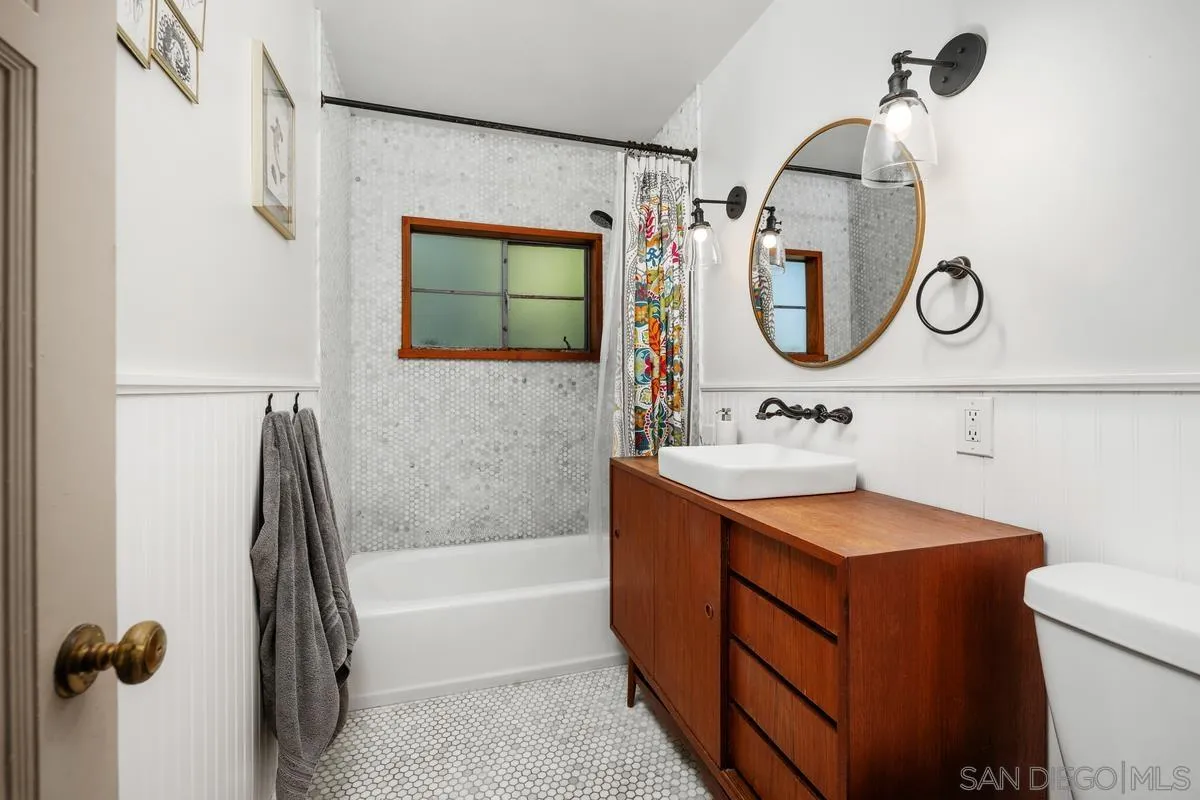 https://cdn.realtyfeed.com/cdn/127/250034027/326c494056f6bde043a8889f317adfe6.webp
