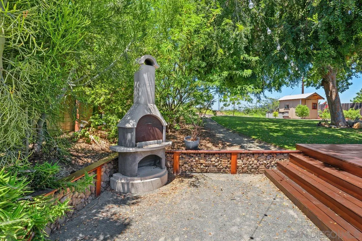 https://cdn.realtyfeed.com/cdn/127/250034027/ef1f2ec76c1f7c3ab3457a4e51c3c31c.webp