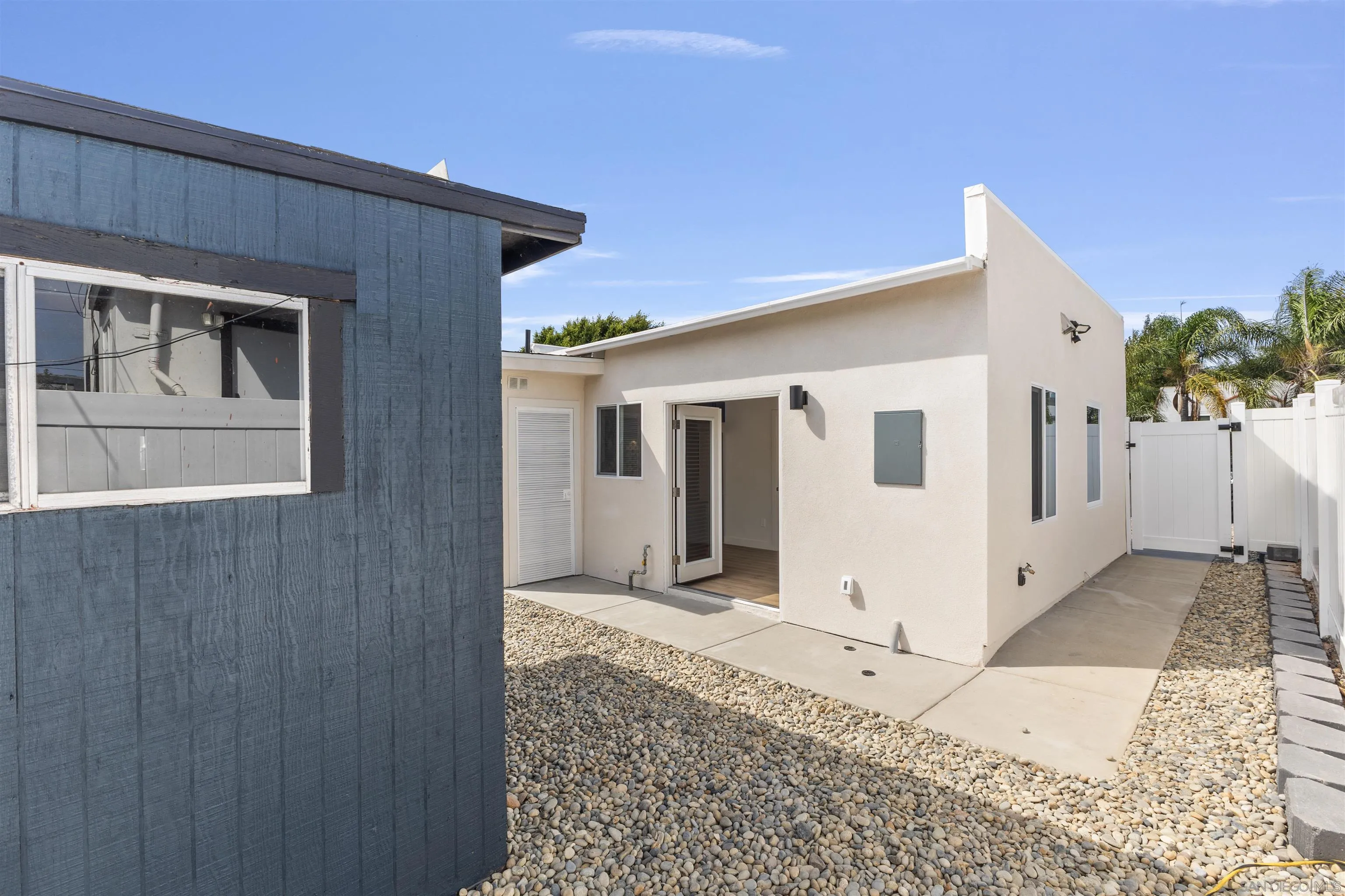 https://cdn.realtyfeed.com/cdn/127/250034028/4a7c25e85a4b4e42ca858da78d7d8012.webp