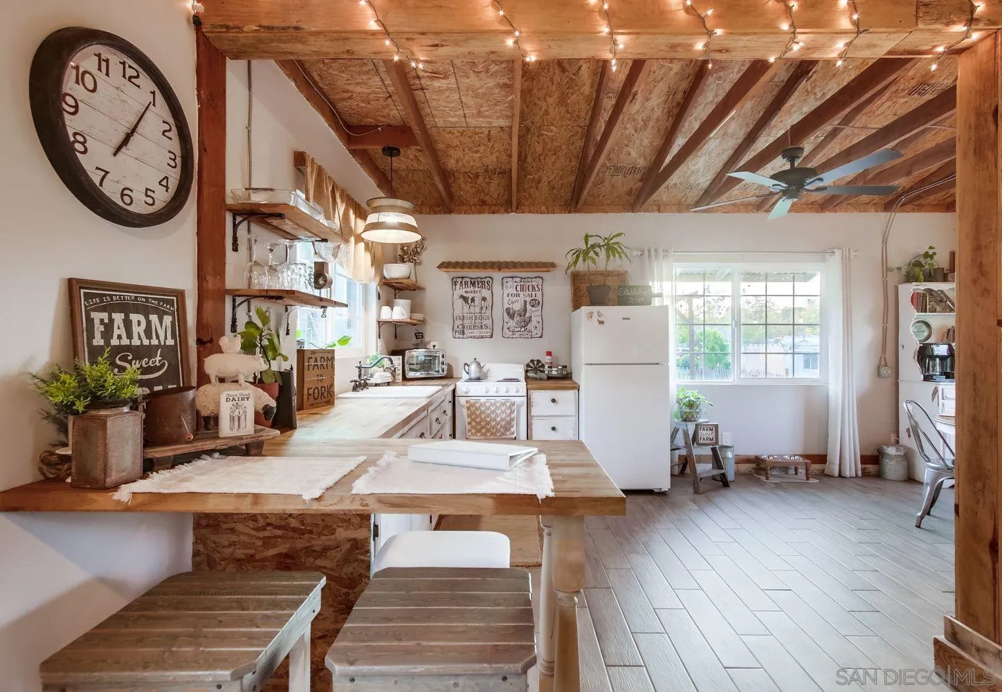 https://cdn.realtyfeed.com/cdn/127/250034031/d7762fac7fa4a0b1d3ccd64cac60ea3c.webp