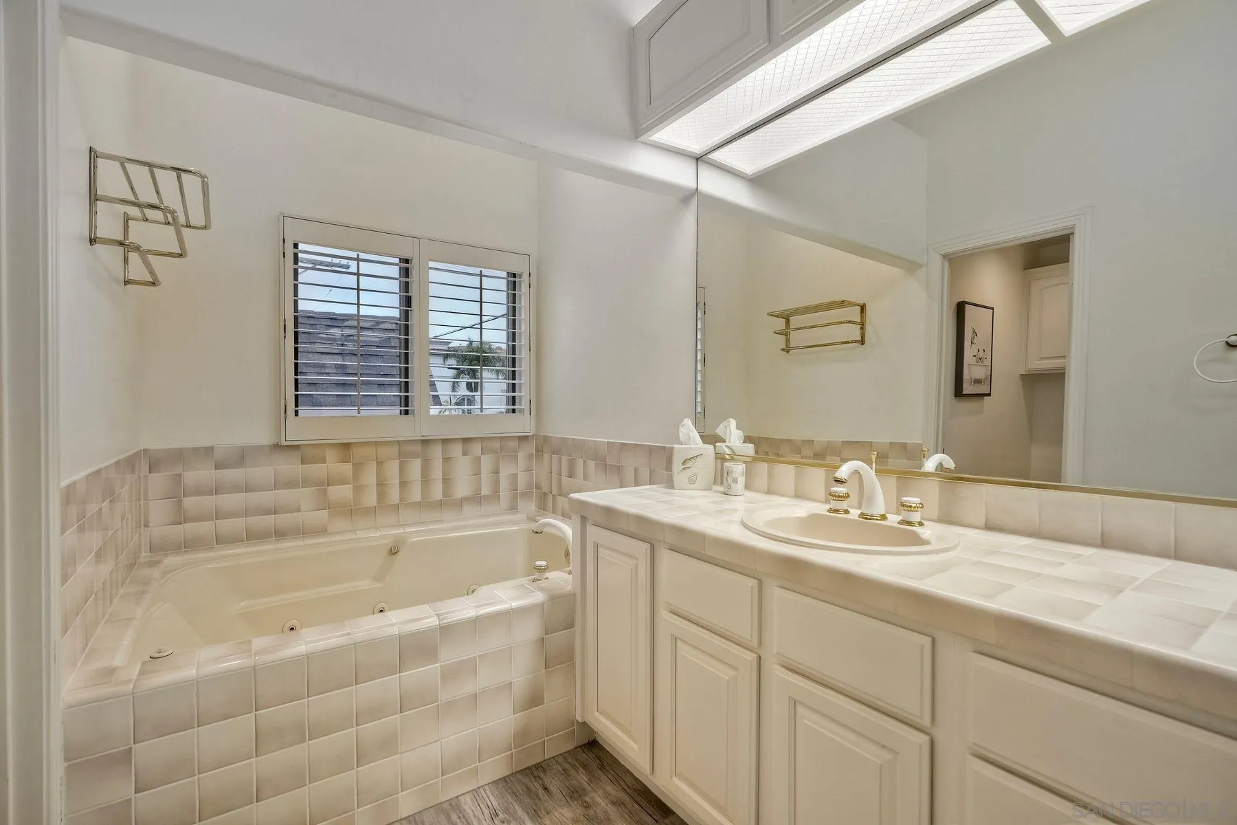Photo #32: 250034032 Listing: Photo #32