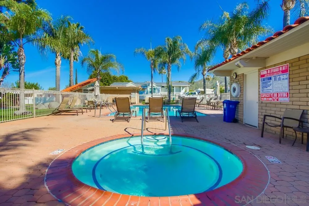 https://cdn.realtyfeed.com/cdn/127/250034039/1cdab1640a5e0b51fb22609ebf661f23.webp