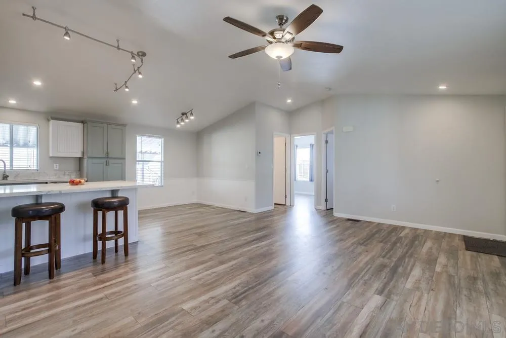 https://cdn.realtyfeed.com/cdn/127/250034039/b1e8aee853fcc7acb23e572085e59d4f.webp