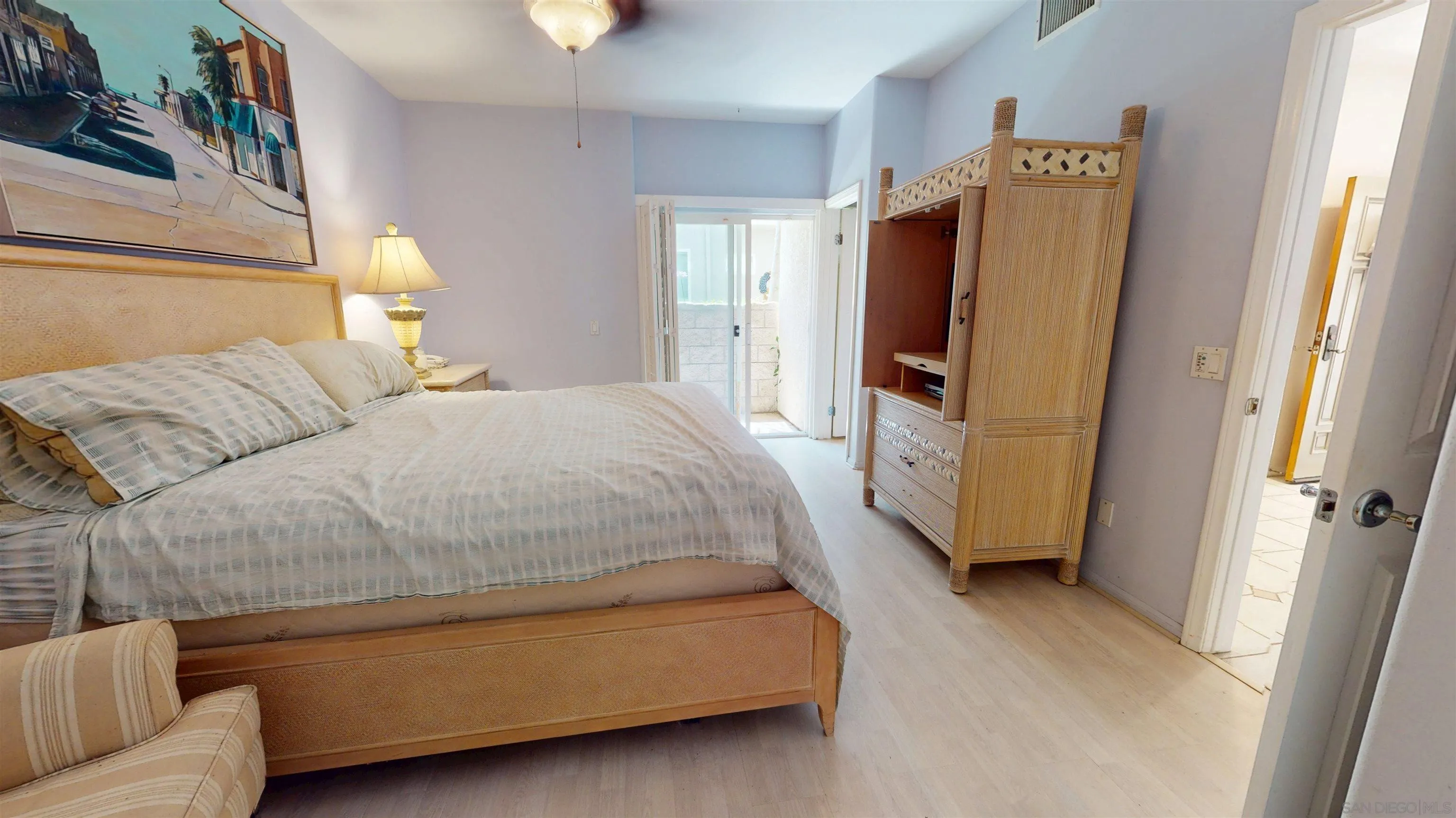 Photo #12: 250034043 Listing: Photo #12