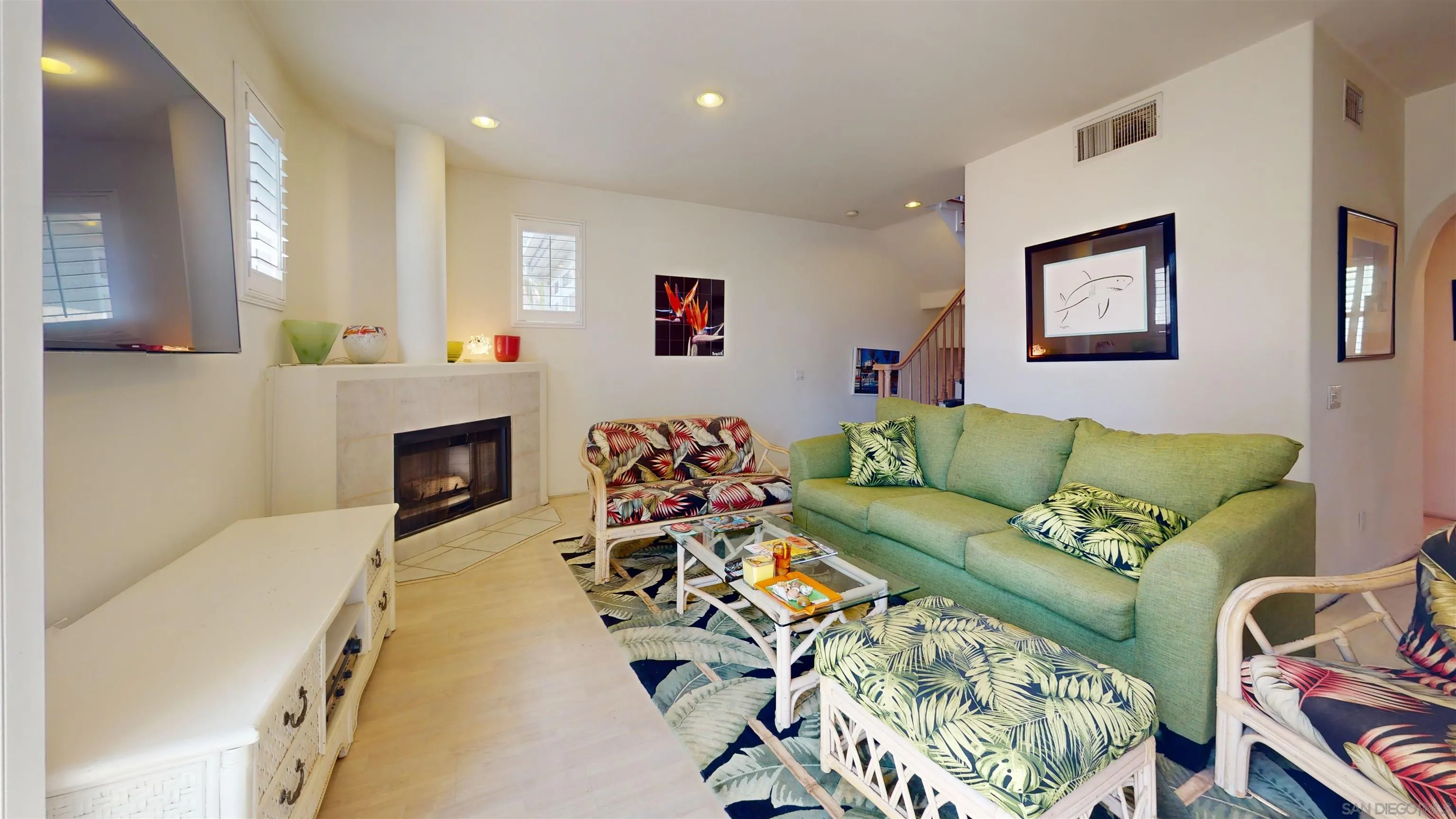 Photo #4: 250034043 Listing 