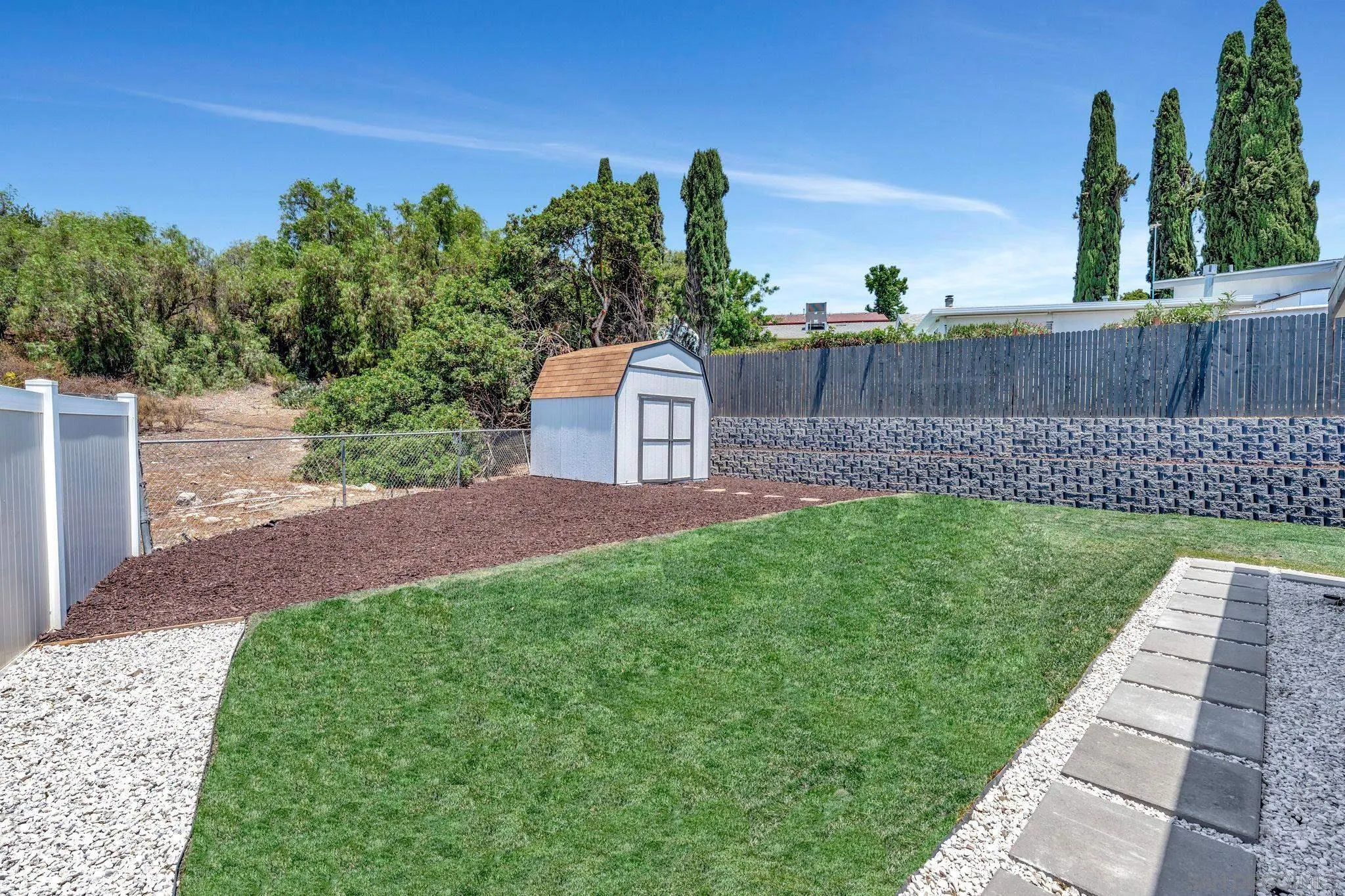 https://cdn.realtyfeed.com/cdn/127/250034071/06bdb9832416ea78f0be5acb30a3bca0.webp