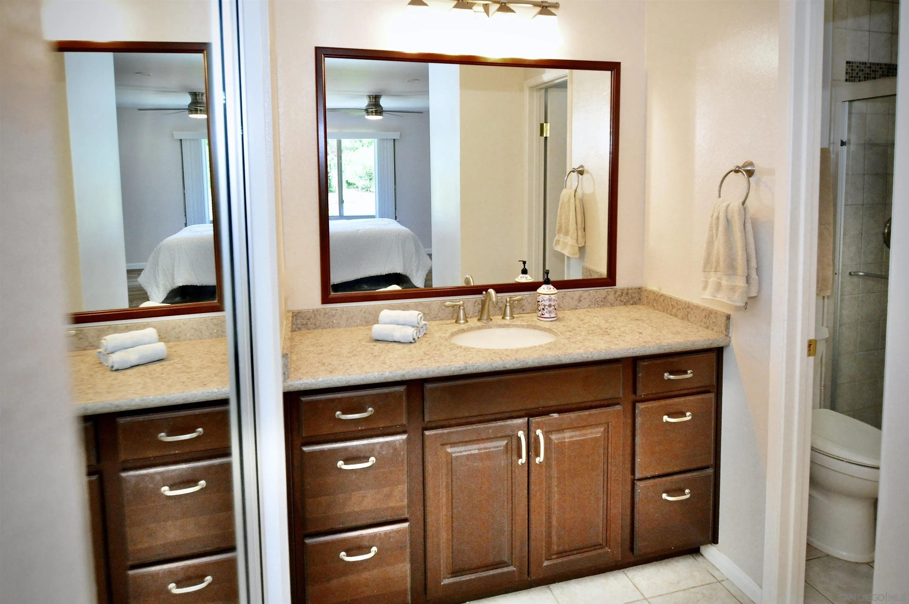 Photo #19: 250034072 Listing: Photo #19