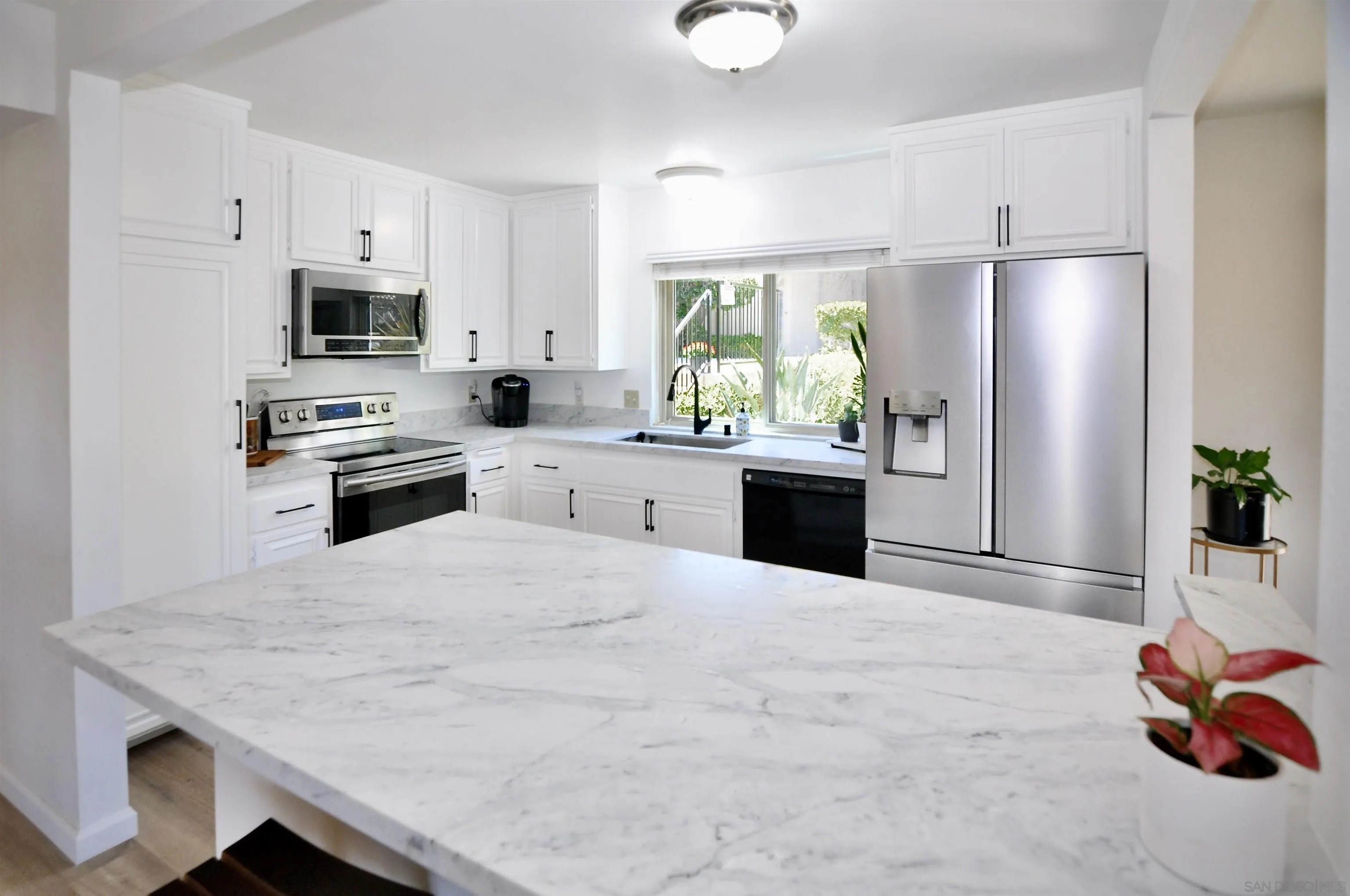 Photo #5: 250034072 Listing 