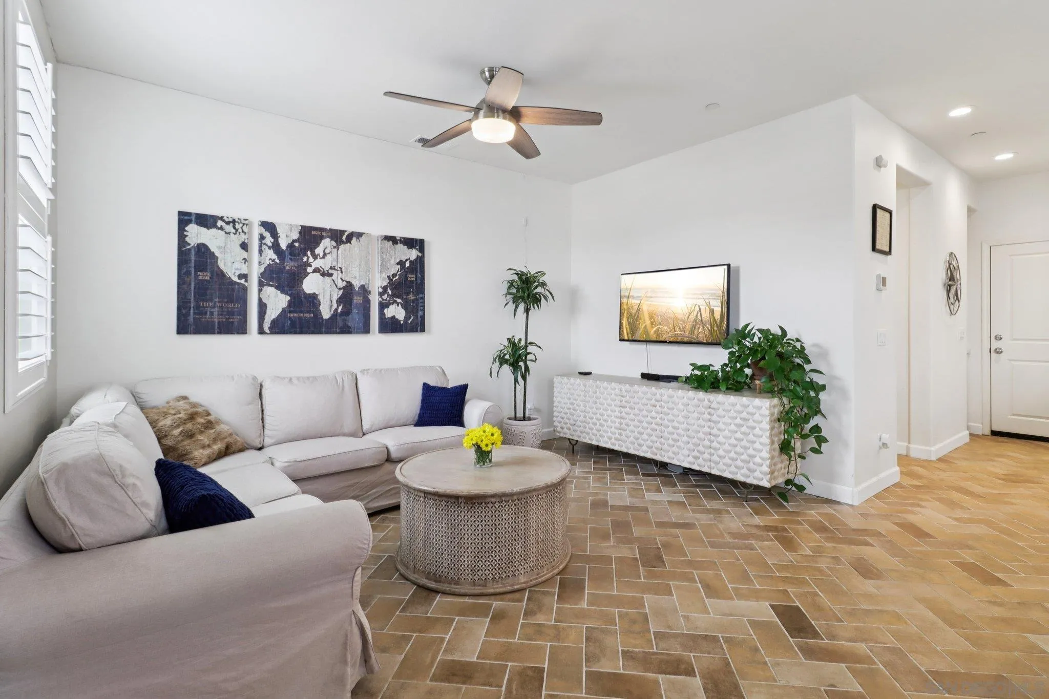 Photo #4: 250034077 Listing 