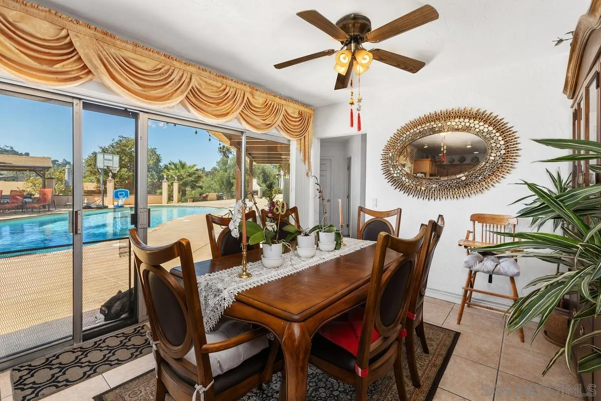 https://cdn.realtyfeed.com/cdn/127/250034087/15798b563e947f9bf54673d646ff2add.webp
