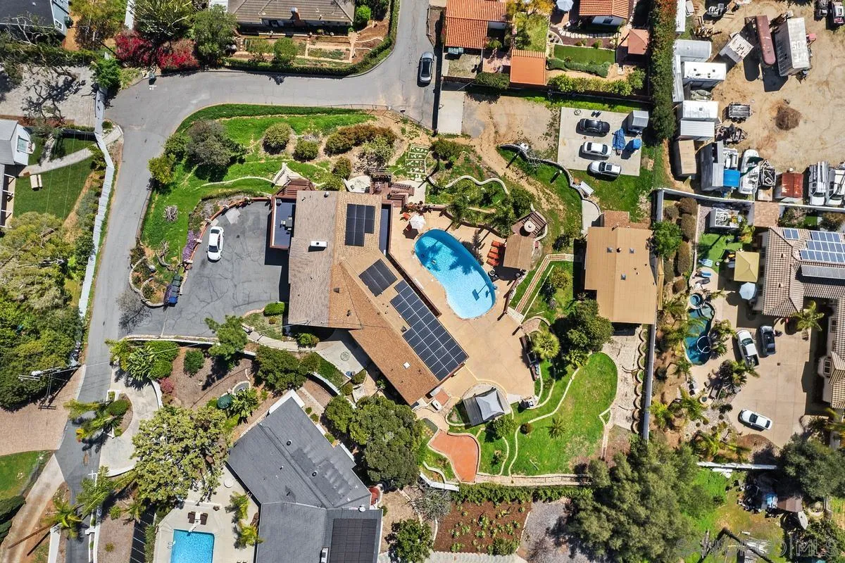 https://cdn.realtyfeed.com/cdn/127/250034087/53b932a65a20fd549a33e6532c589eaf.webp