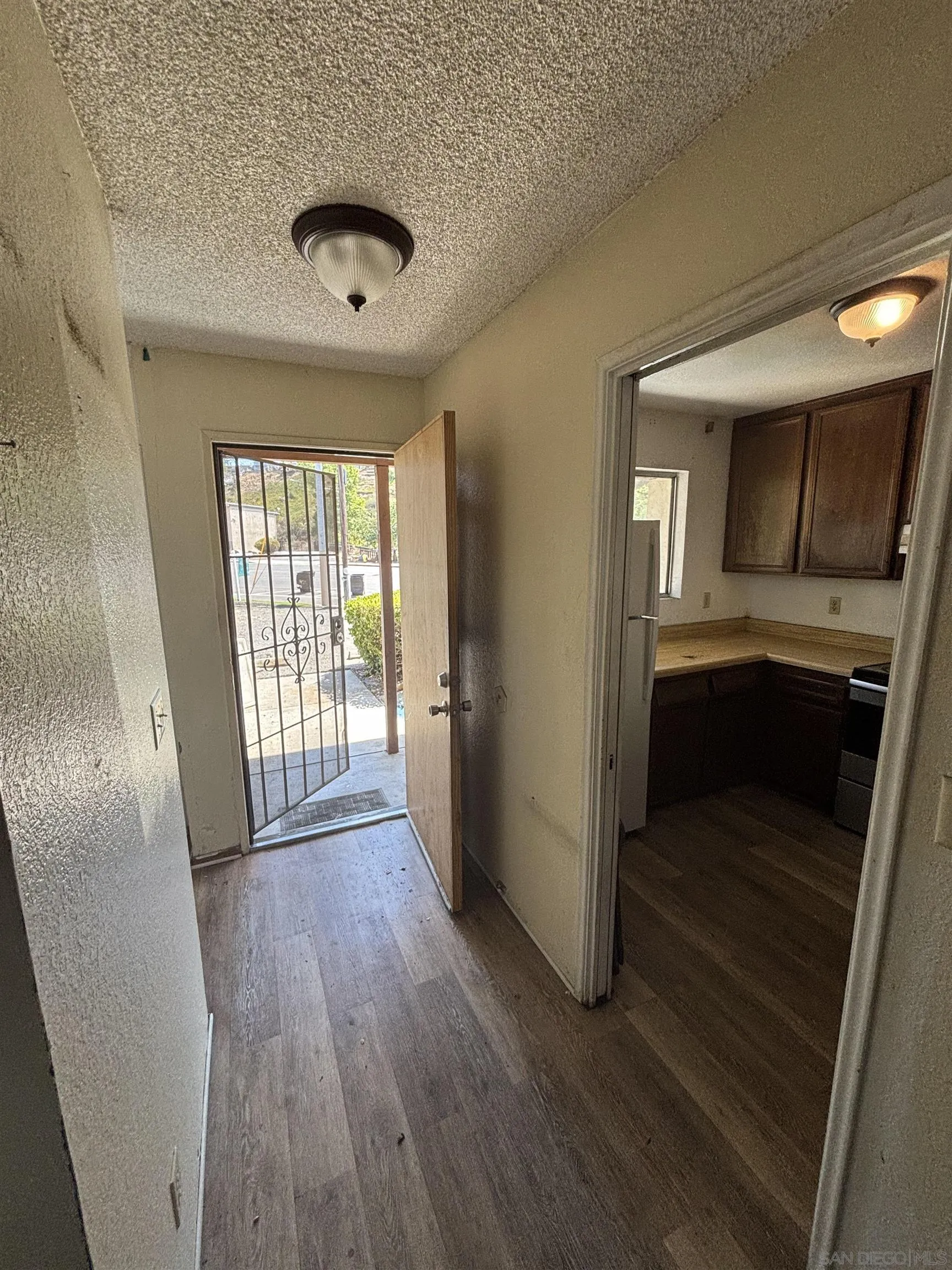 https://cdn.realtyfeed.com/cdn/127/250034091/17f00c16d1d6231d14d2955690e2c63e.webp