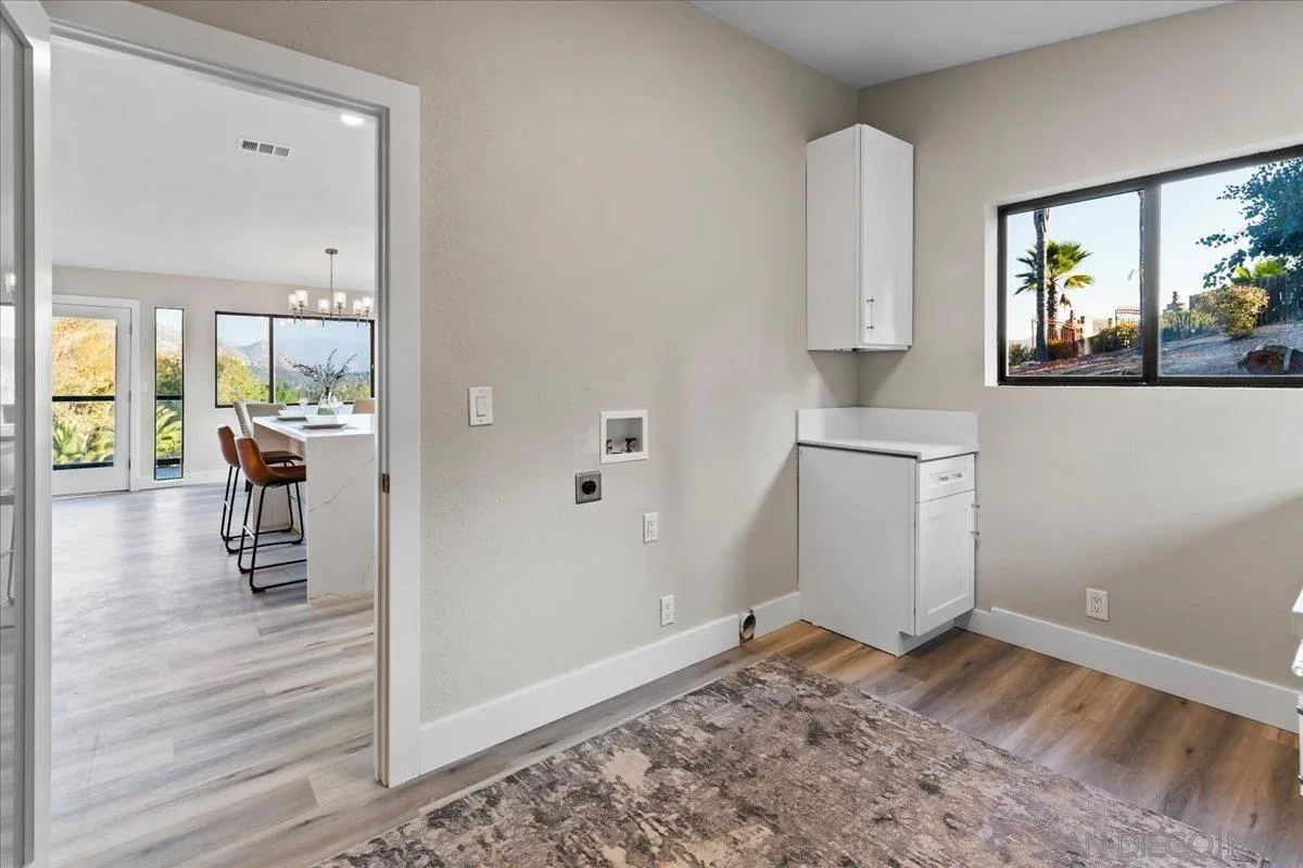 https://cdn.realtyfeed.com/cdn/127/250034095/ed0054337d4206f78315058a49292681.webp
