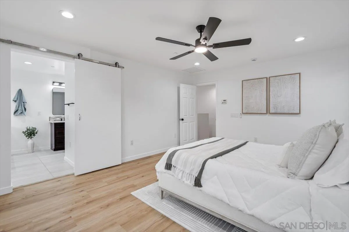 Photo #3: 250034098 Listing 