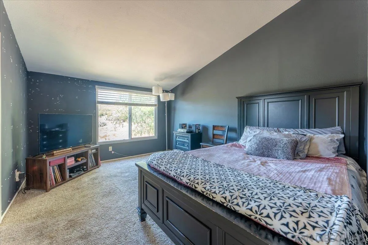 Photo #10: 250034100 Listing: Photo #10