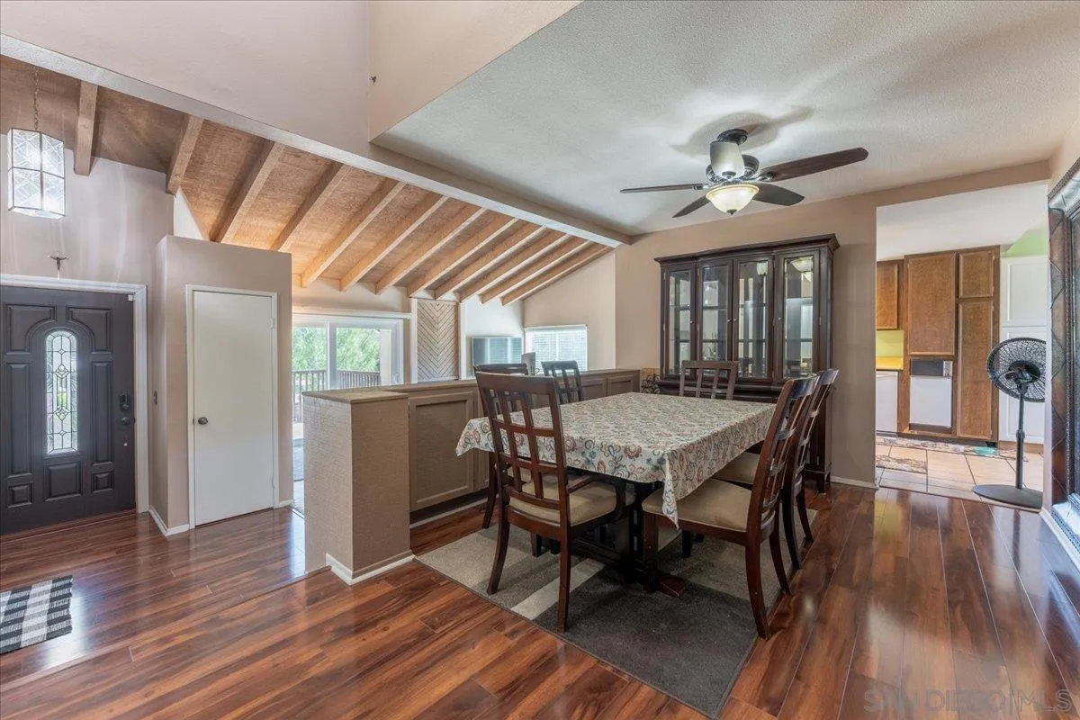 Photo #8: 250034100 Listing: Photo #8