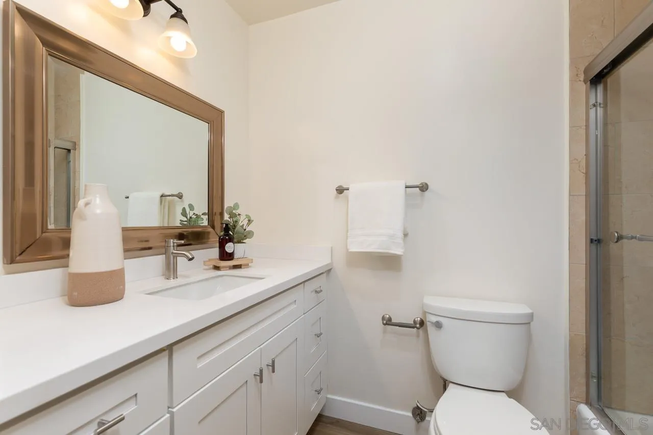 Photo #12: 250034110 Listing: Photo #12