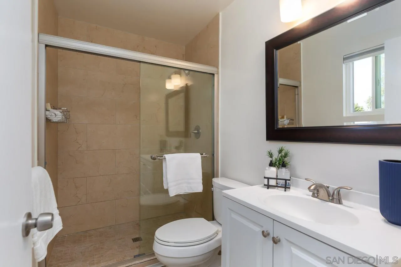 Photo #16: 250034110 Listing: Photo #16